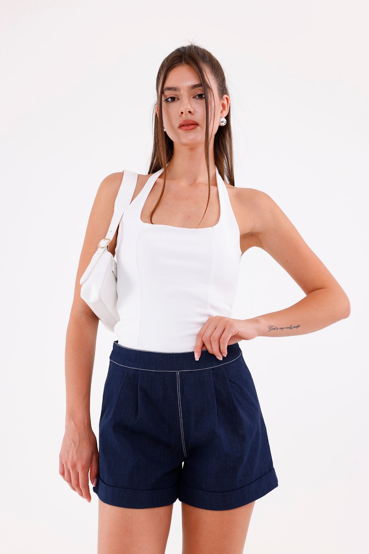 Katlama Paçalı Yüksek Bel Denim Şort
