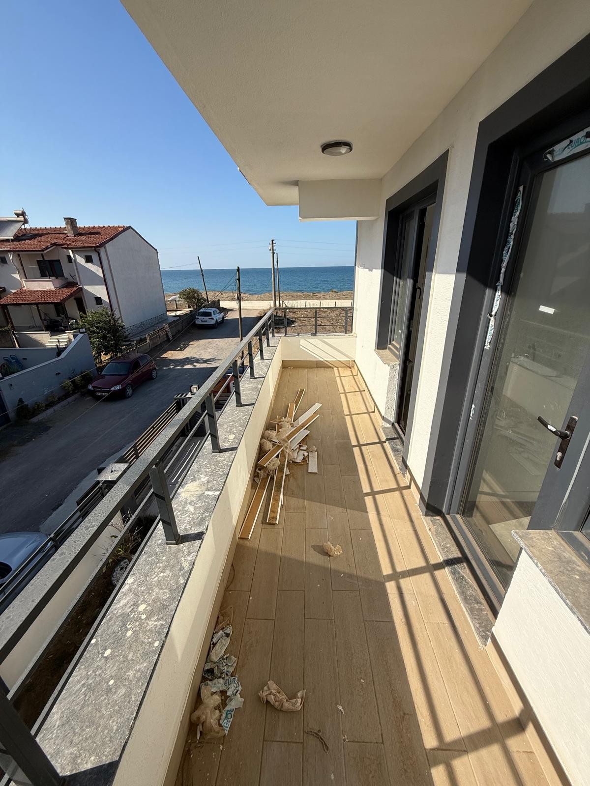 210m2 ARSA İÇİNDE, HER KAT DENİZ MANZARALI, 3 CEPHE ULTRA GENİŞ BAHÇE, TAM BAĞIMSIZ MÜSTAKİL 4+1 TRİPLEKS VİLLA! KOCAALİ ALANDERE MH