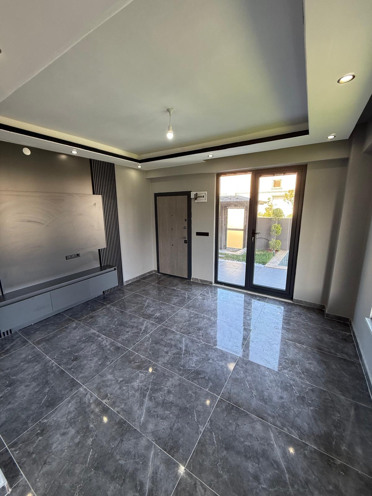 KÖŞE PARSEL, ULTRA GENİŞ BAHÇE, MERKEZ PLAJ, HAVUZLU, AYRI KONSEPT MUTFAK  4+1 TRİPLEKS VİLLA! KOCAALİ YAYLA MH