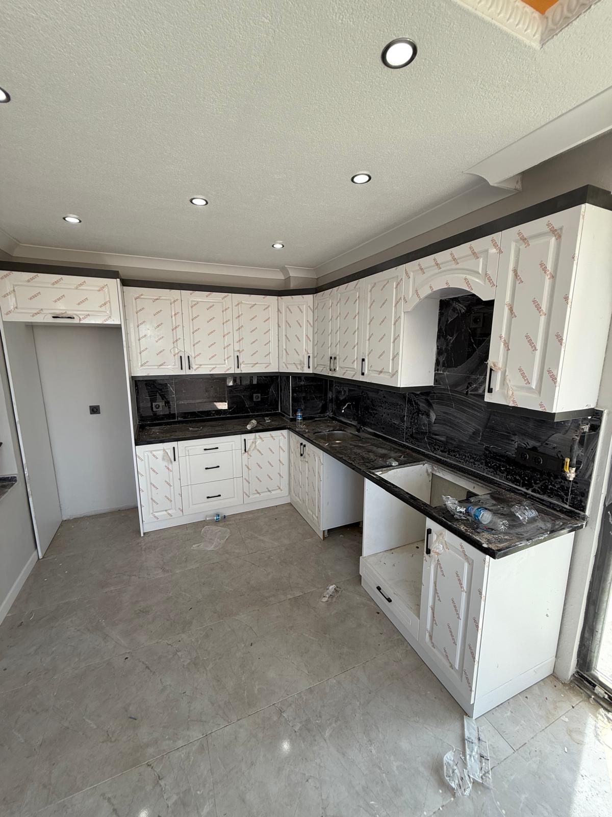 DENİZE 2.PARSEL, ARKA CEPHE, KAPANMAZ DENİZ MANZARALI, TAŞ KONSEPT 3+1 TRİPLEKS VİLLA! KOCAALİ ALANDERE MH