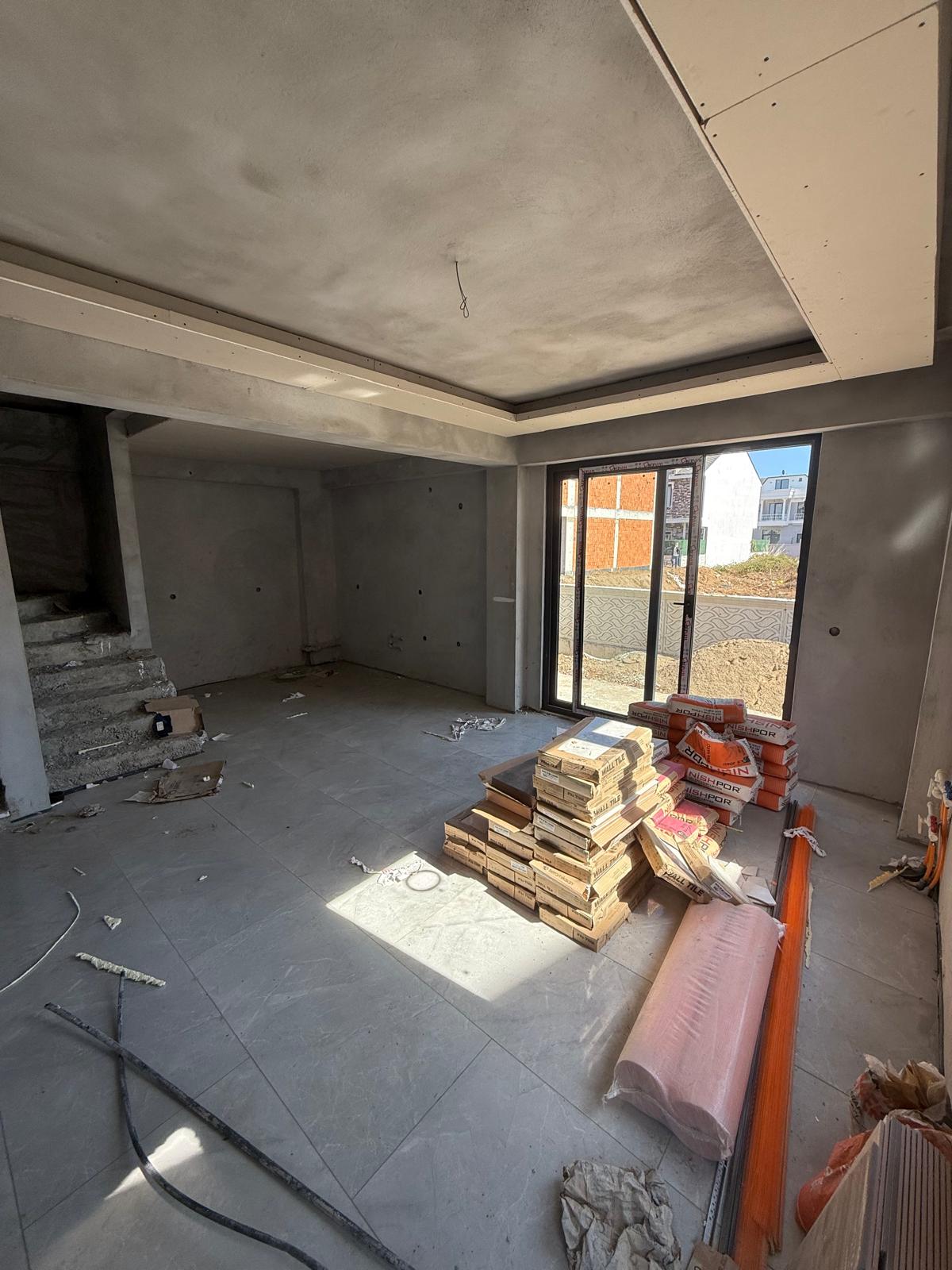 2 AYA TESLİM, ÖN-ARKA CEPHE SEÇENEKLİ, FIRSAT FİYATLI, PLAJA 180METRE 3+1 TRİPLEKS VİLLA! KOCAALİ ALANDERE MH