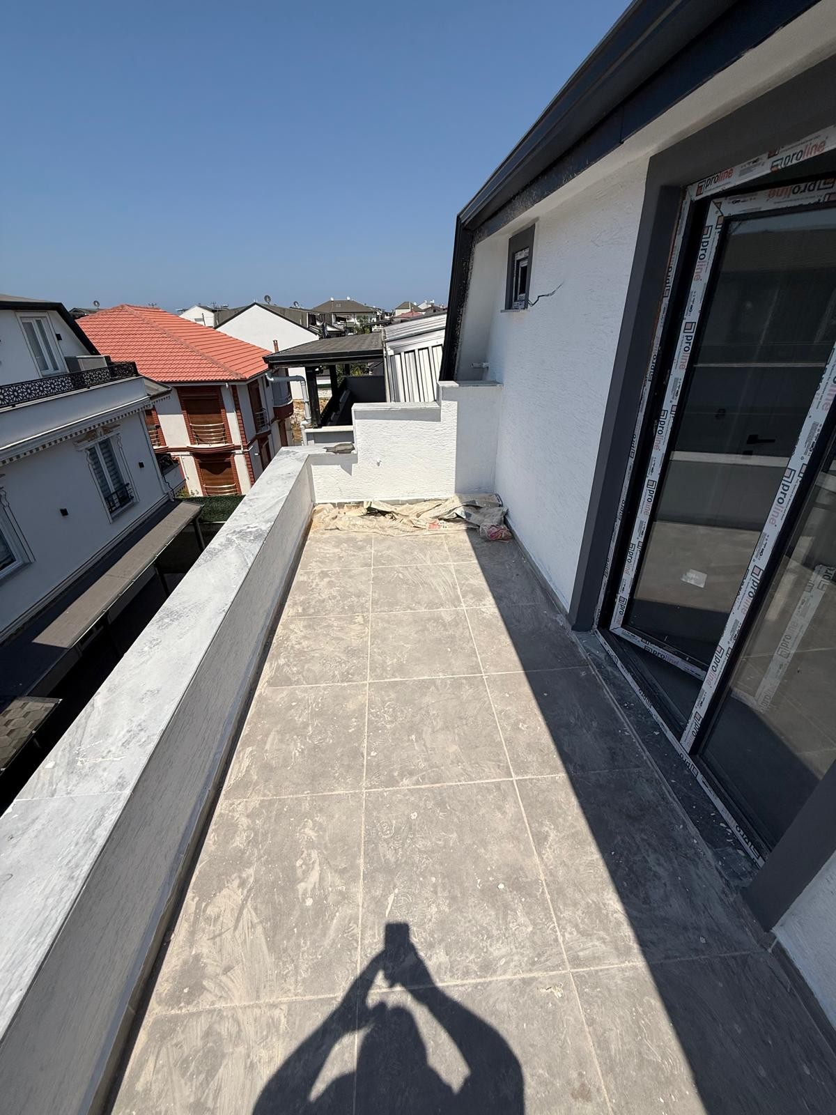 MÜSTAKİL GİRİŞ-BAHÇE, EBEVEYN BANYO, MERKEZ PLAJ 3+1 TRİPLEKS ! KOCAALİ YALI MH