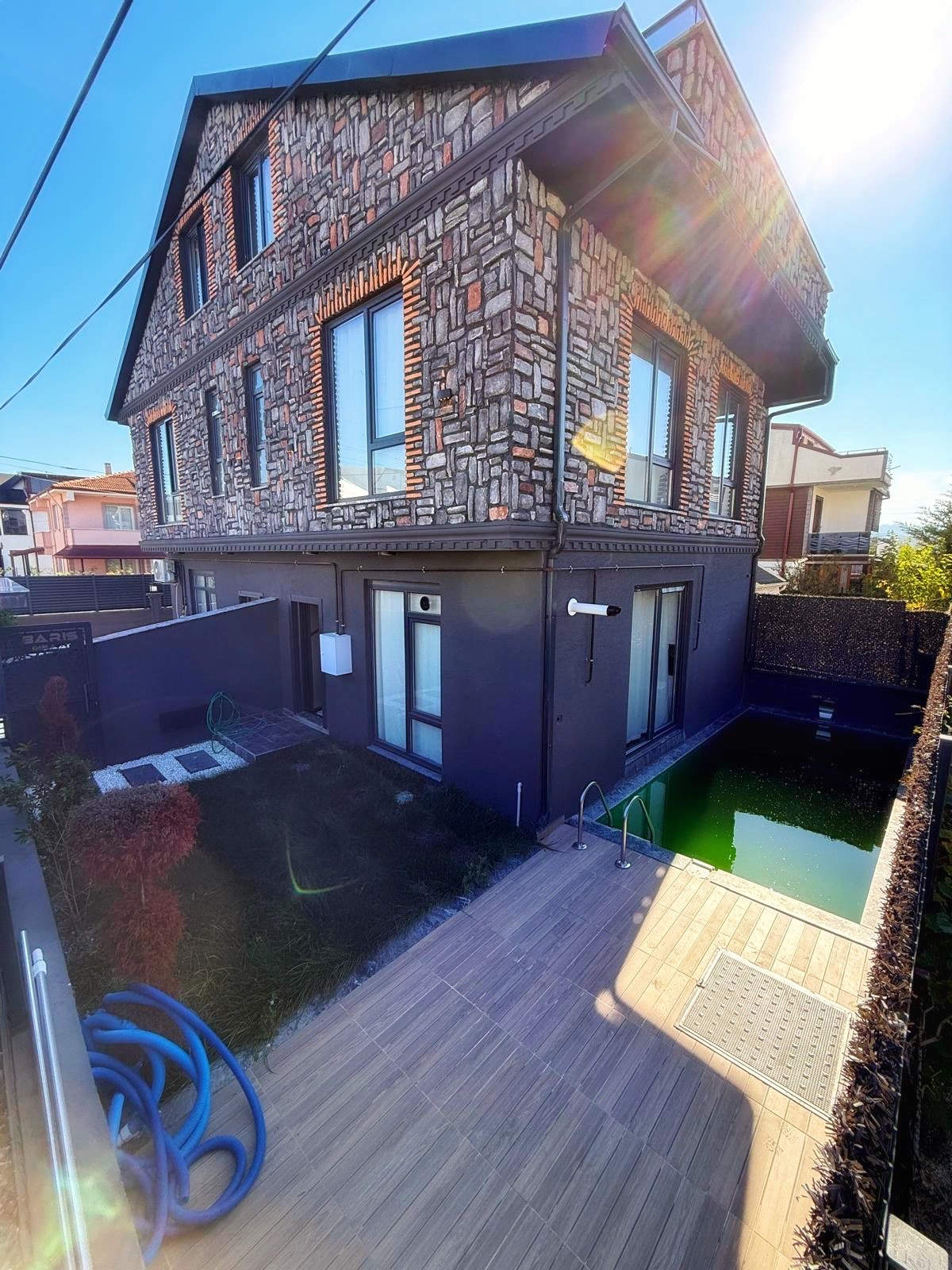 BU FİYATA DAHA İYİSİ YOK! İLÇEMİZİN EN UYGUN FİYAT HAVUZLU, LÜKS DİZAYN, KOMPLE GRANİT 3+1 TRİPLEKS VİLLASI! KOCAALİ ALANDERE MH