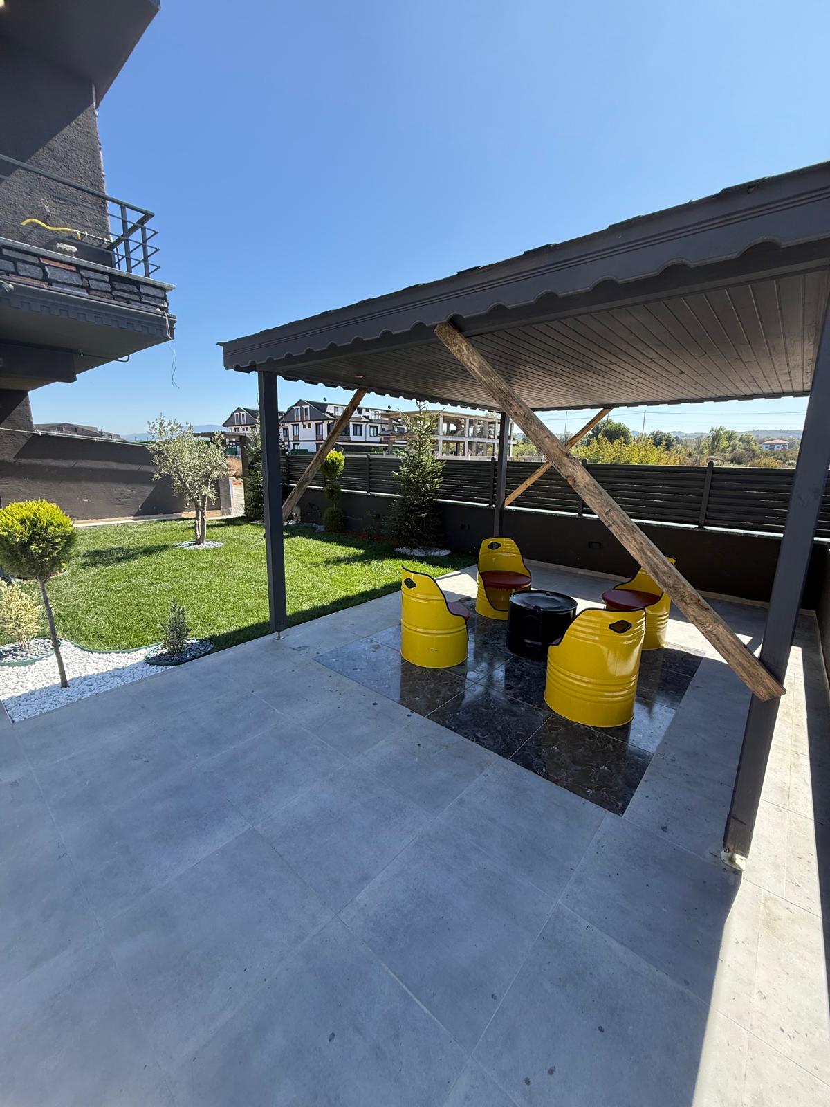 KIŞ BAHÇELİ-ULTRA GENİŞ EMSALSİZ BAHÇE, HAVUZLU, MERKEZ PLAJ, LÜKS DİZAYN 4+1 TRİPLEKS VİLLA! KOCAALİ YAYLA MH