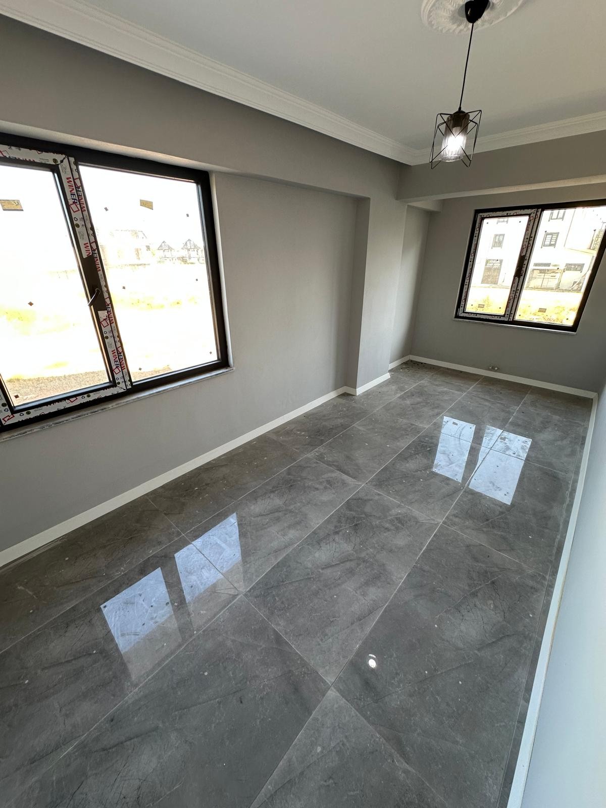 F/P, MERKEZ PLAJ, VERANDALI, KOMPLE GRANİT ZEMİN 3+1 TRİPLEKS VİLLA! KOCAALİ YAYLA MH