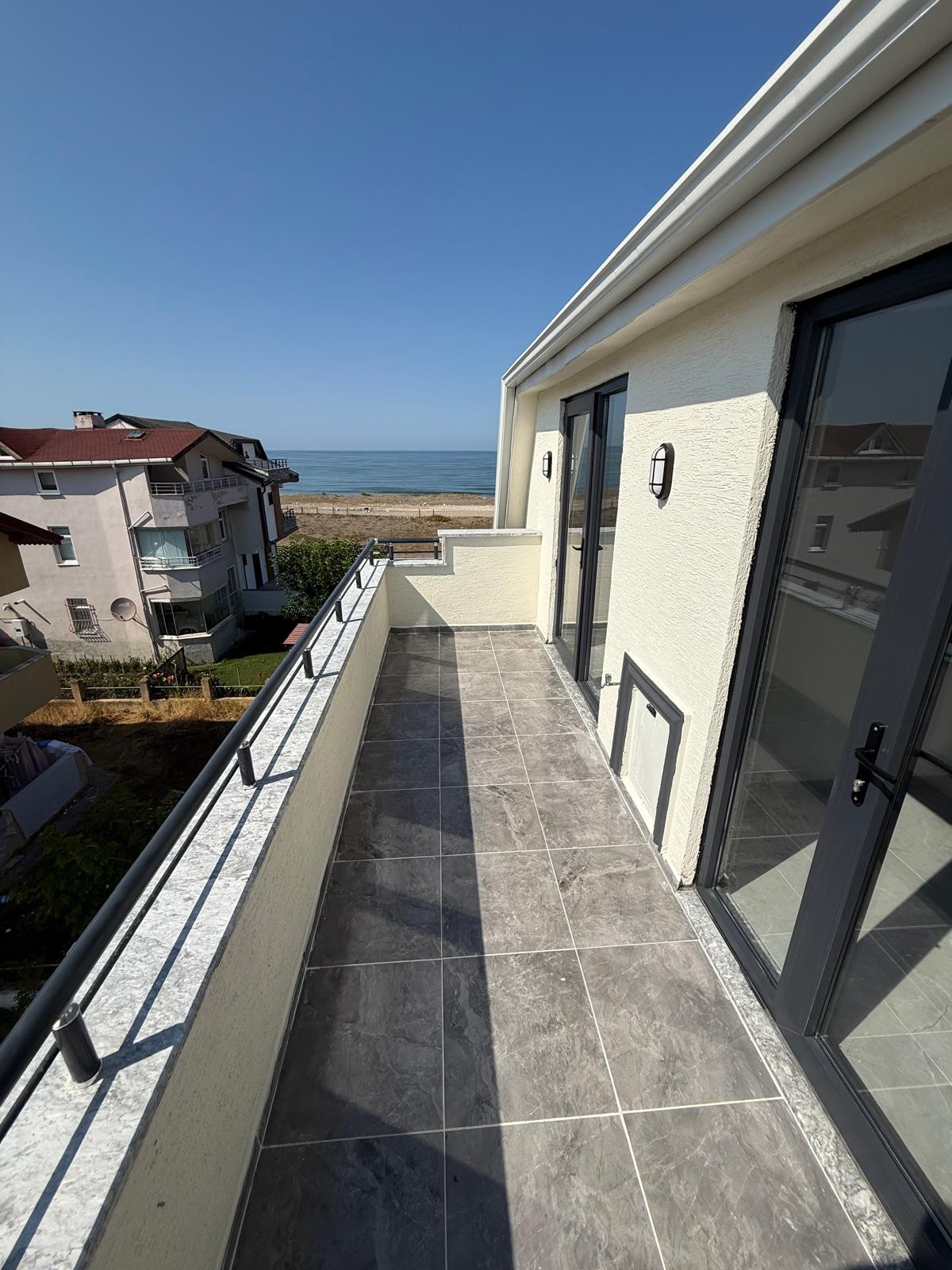 KAPANMAZ DENİZ MANZARALI, PLAJA 30METRE, ALAÇATI TAŞ KONSEPT, ARKA CEPHE, HAVUZLU 4+1 TRİPLEKS VİLLA! KOCAALİ ALANDERE MH