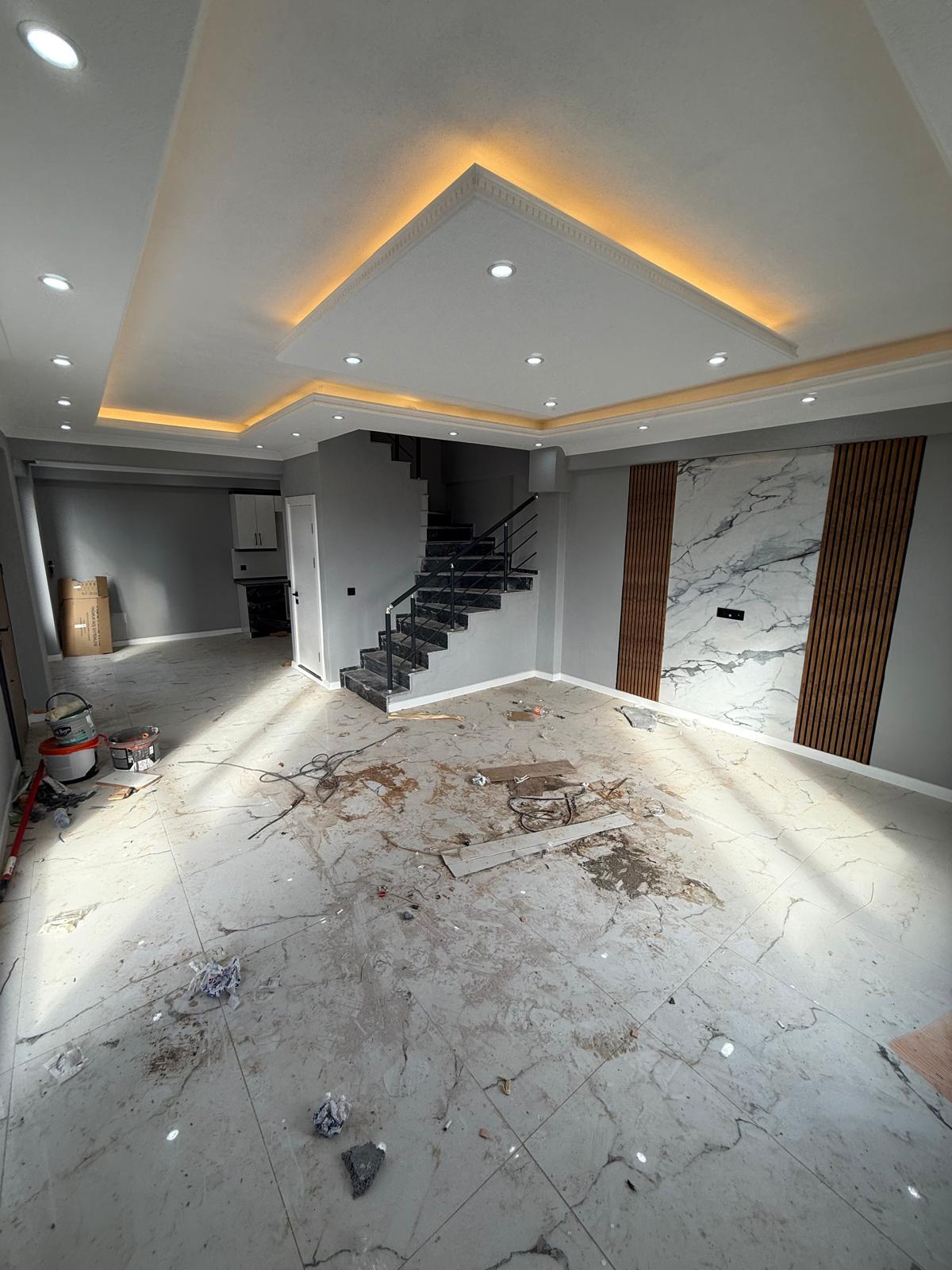 MERKEZ PLAJ, ULTRA GENİŞ BAHÇE-BİNA ALANLI, HAVUZLU  4+1 TRİPLEKS VİLLA! KOCAALİ YAYLA MH