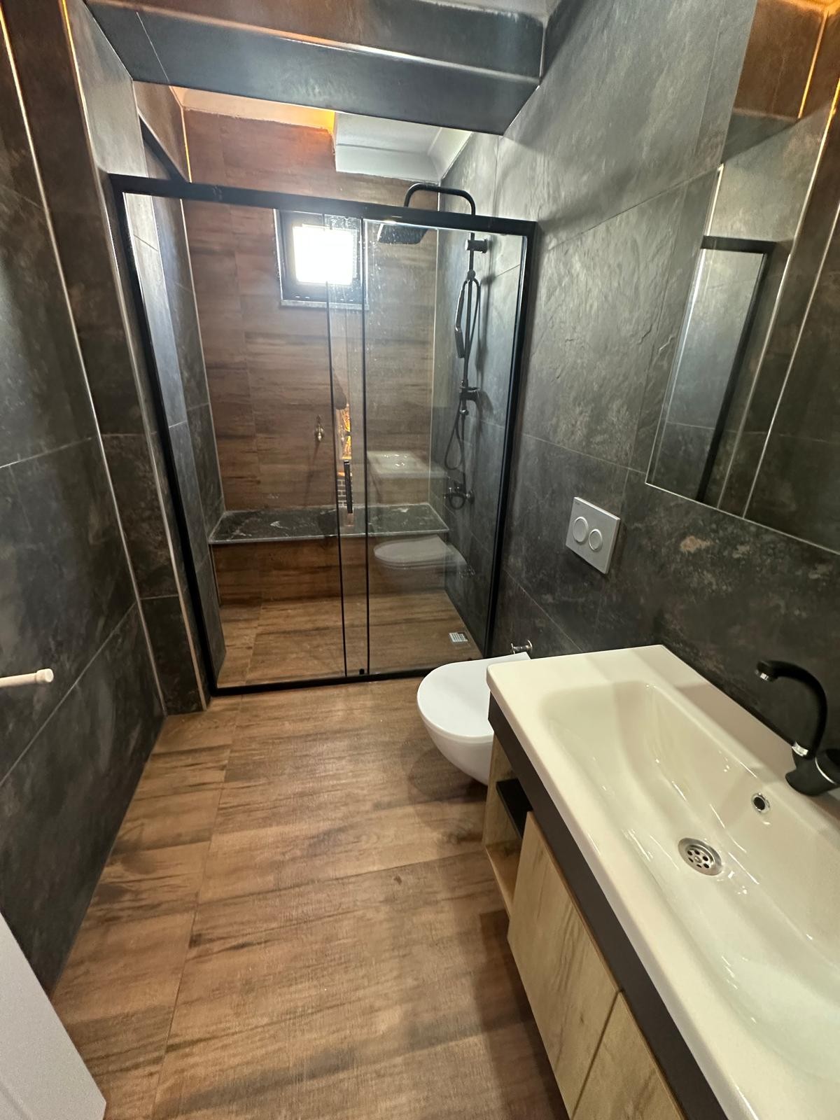 DENİZE 50M MESAFE, JAKUZİLİ, HAVUZLU, HAMAM KONSEPT BANYO 3+1 TRİPLEKS VİLLA! KOCAALİ YALI MH