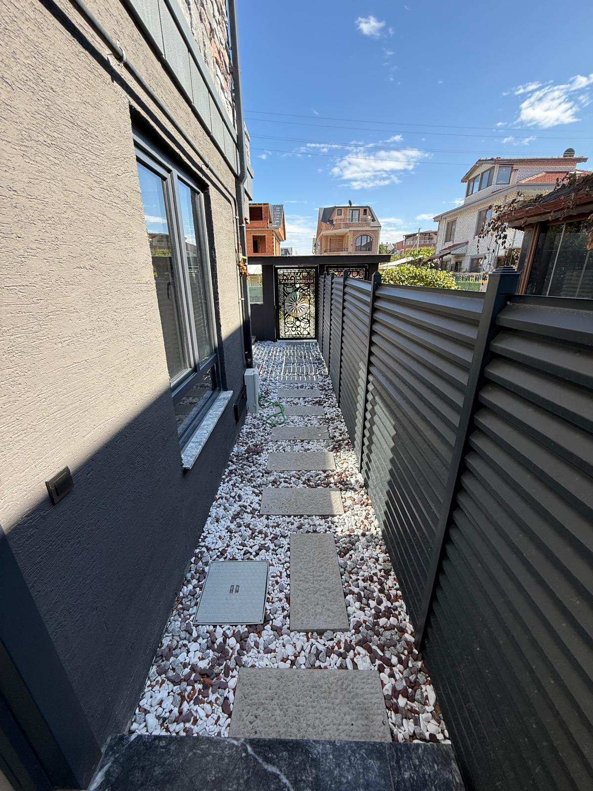 DENİZE 2.PARSEL, HAVUZLU, KAPANMAZ DENİZ MANZARALI, ÖN-ARKA CEPHE SEÇENEKLİ-ÖN 4+1 TRİPLEKS VİLLA! KOCAALİ ALANDERE MH