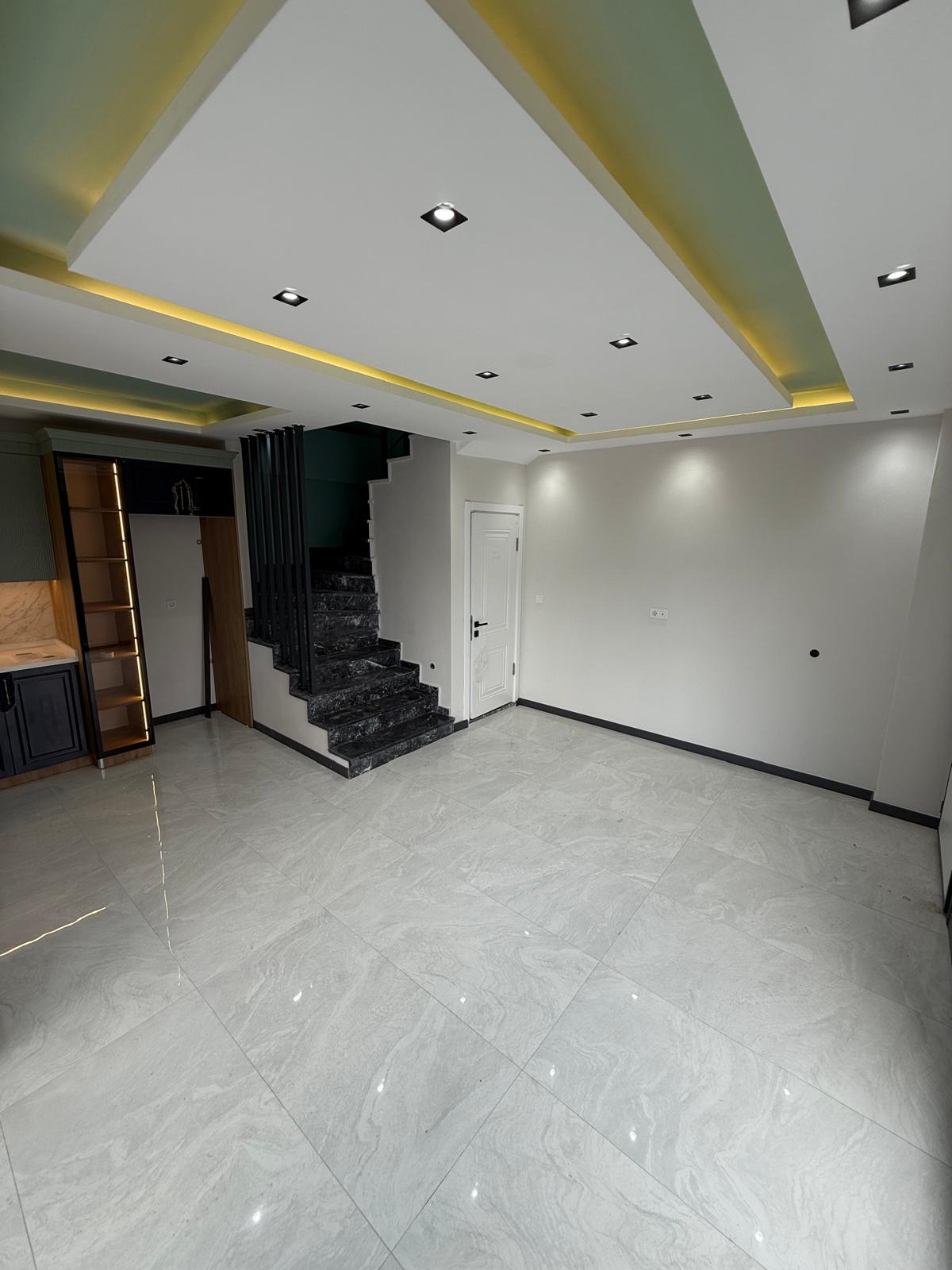 HAVUZLU, LÜKS DİZAYN, PLAJA 110METRE, ÖN-ARKA CEPHE SEÇENEKLİ 3+1 TRİPLEKS VİLLA! KOCAALİ ALANDERE MH