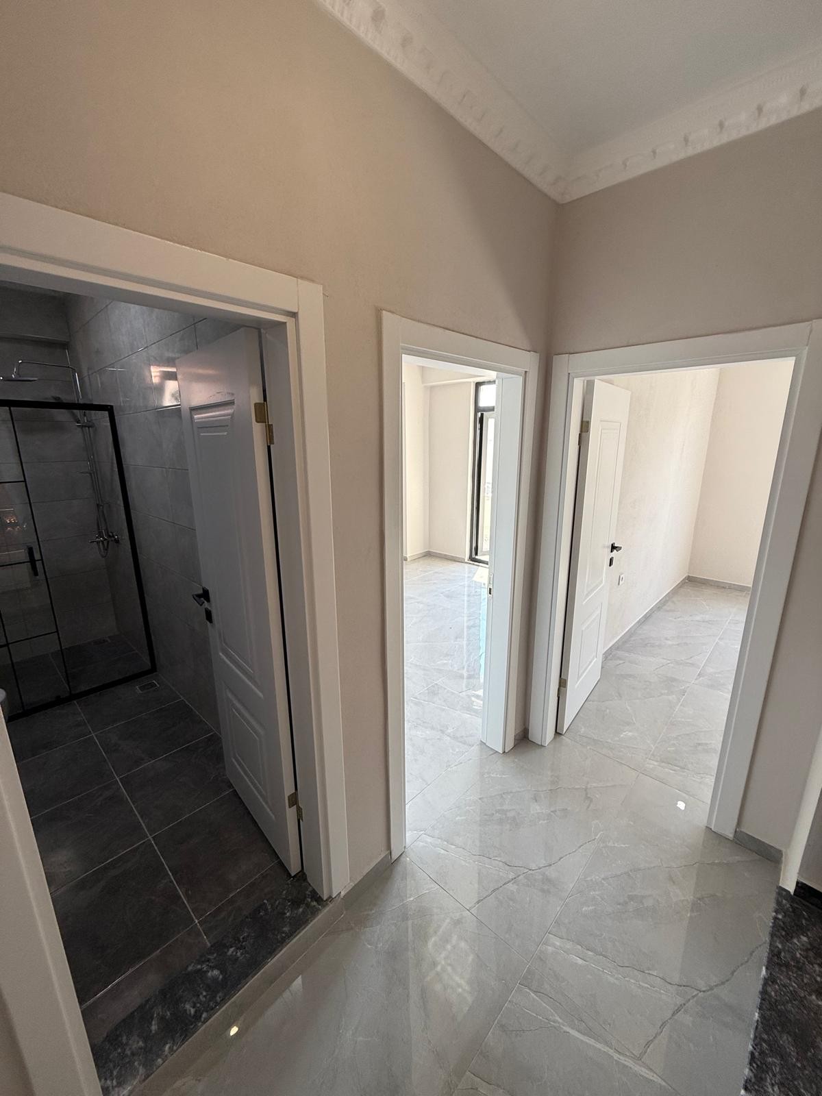 KAPANMAZ DENİZ MANZARALI, PLAJA 30METRE, ALAÇATI TAŞ KONSEPT, ARKA CEPHE, HAVUZLU 4+1 TRİPLEKS VİLLA! KOCAALİ ALANDERE MH