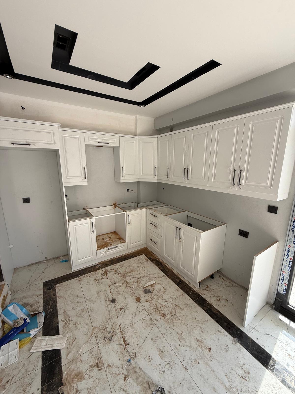 HAVUZLU, ÖN CEPHE, LÜKS DİZAYN, ÇİFT EBEVEYN BANYOLU 3+1 TRİPLEKS VİLLA! KOCAALİ ALANDERE MH