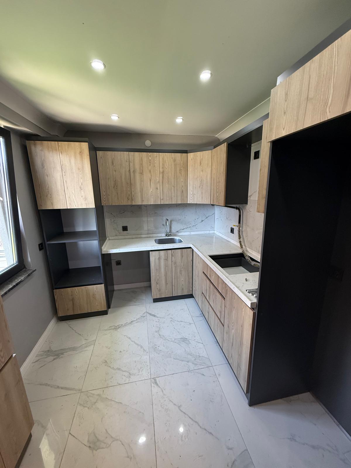 AYRI MUTFAK, GENİŞ BAHÇE, LÜKS DİZAYN, MERKEZ PLAJ, EBEVEYN BANYOLU 3+1 TRİPLEKS VİLLA! KOCAALİ YAYLA MH