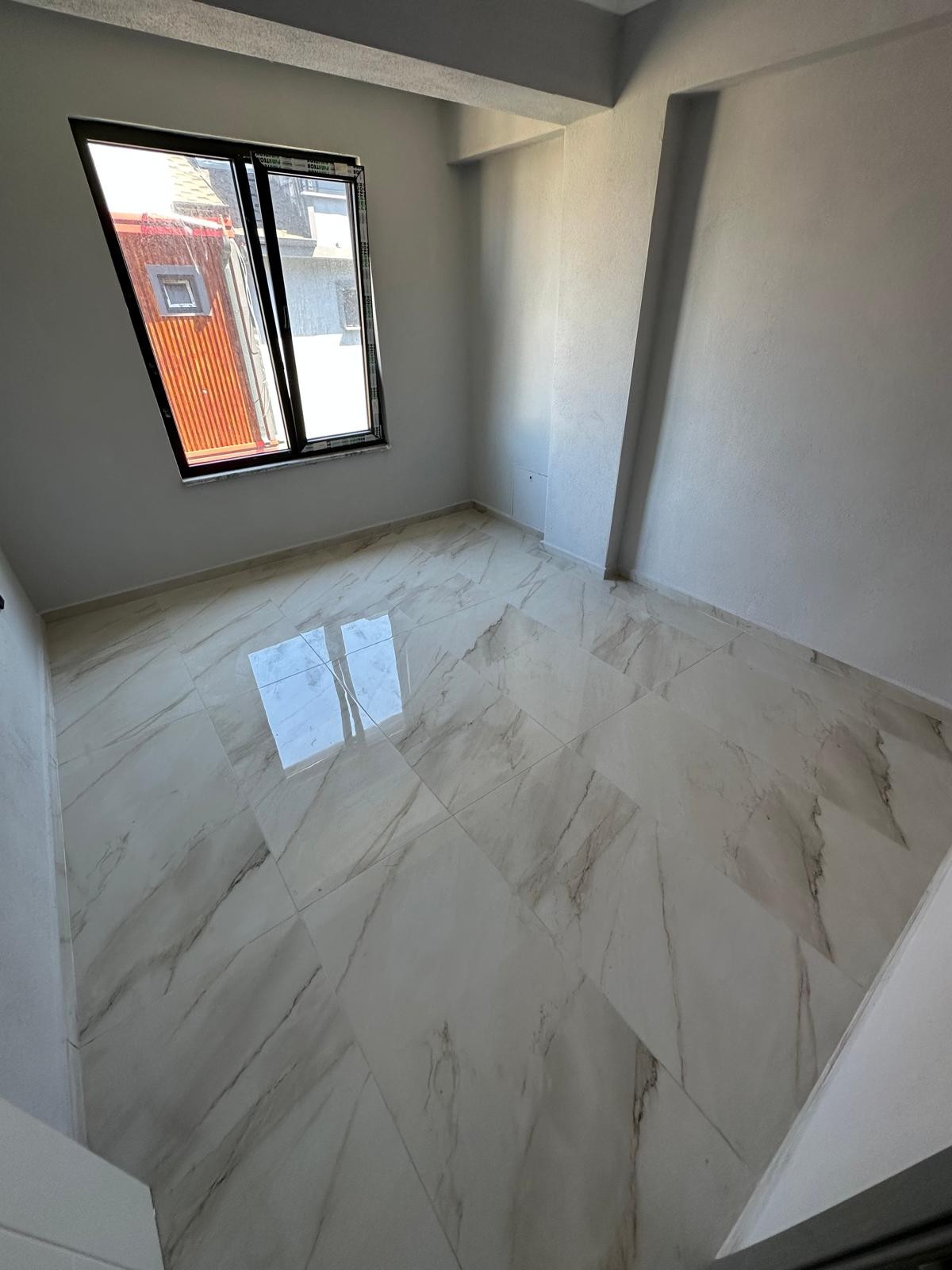 EBEVEYN BANYOLU, ÖN-ARKA CEPHE SEÇENEKLİ(ÖN), KOMPLE GRANİT ZEMİN, YERDEN ISITMA 3+1 TRİPLEKS VİLLA! KOCAALİ ALANDERE MH