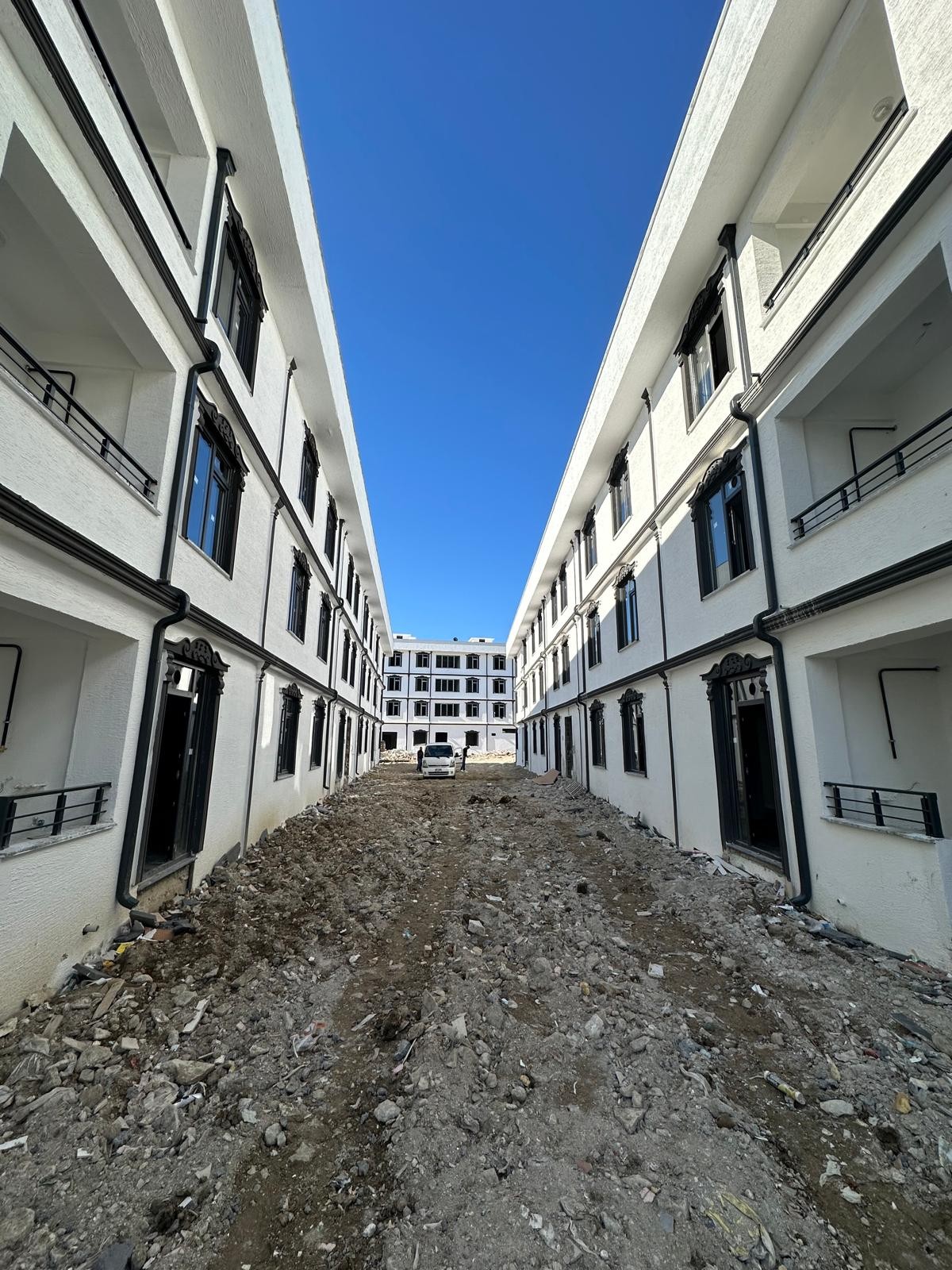  YERDEN ISITMA, OTOPARKLI, SİTE İÇİ, DENİZE YÜRÜME MESAFESİ 1+1 DAİRE! YAYLA MH