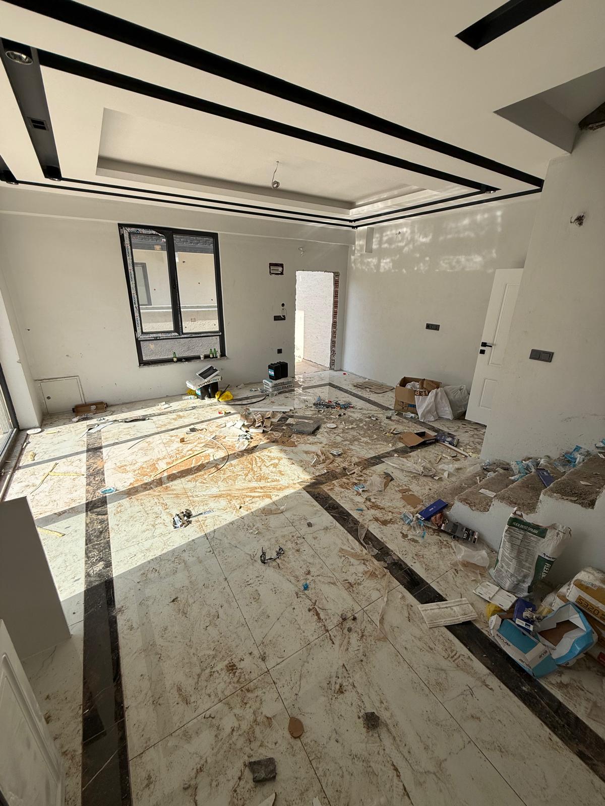 HAVUZLU, ÖN CEPHE, LÜKS DİZAYN, ÇİFT EBEVEYN BANYOLU 3+1 TRİPLEKS VİLLA! KOCAALİ ALANDERE MH