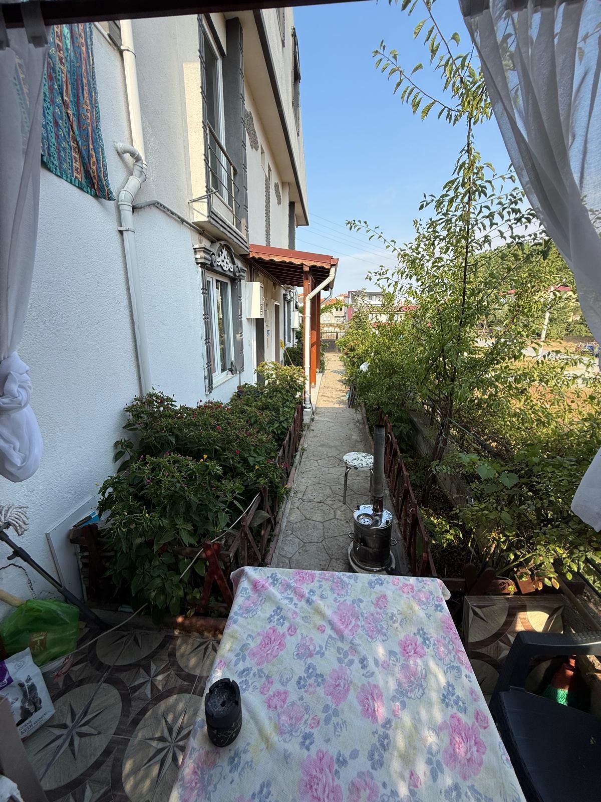 KIŞ BAHÇELİ, KOMBİ-PETEK, EBEVEYN BANYOLU, MERKEZ PLAJ 3+1 TRİPLEKS VİLLA! KOCAALİ YALI MH