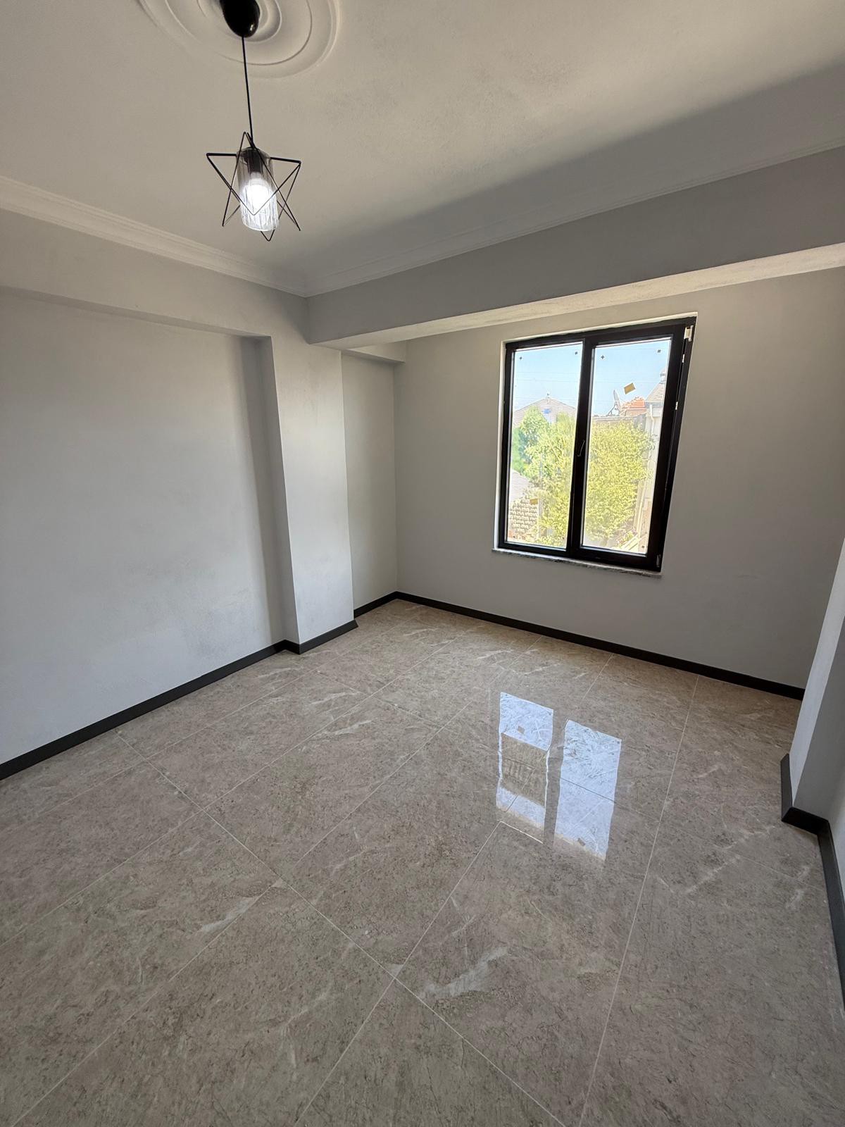 GENİŞ BAHÇE-BİNA KULLANIM ALANLI, MERKEZ PLAJ, PLAJA 80METRE, ÖN CEPHE 4+1 TRİPLEKS VİLLA! KOCAALİ YAYLA MH