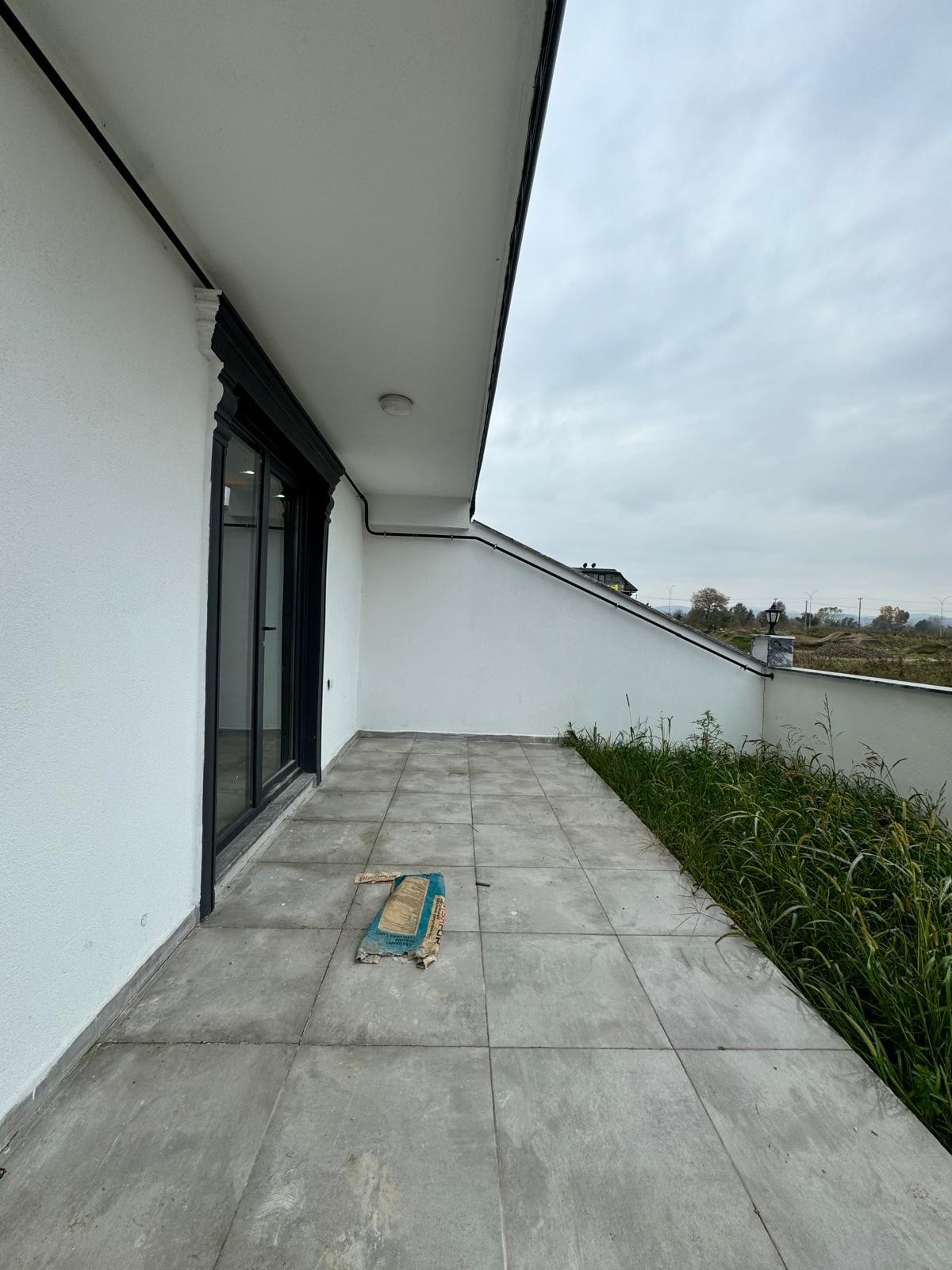 KÖŞE PARSEL, HAVUZLU, EBEVEYN BANYOLU 3+1 TRİPLEKS VİLLA! KOCAALİ YAYLA MH