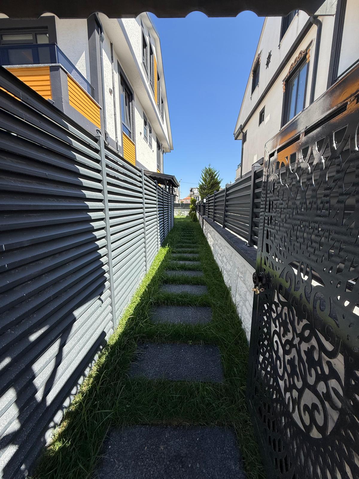 BAHÇE VE TERAS JAKUZİLİ, LÜKS DİZAYN, GENİŞ BAHÇE-BİNA KULLANIM ALANLI 3+1 TRİPLEKS VİLLA! KOCAALİ ALANDERE MH