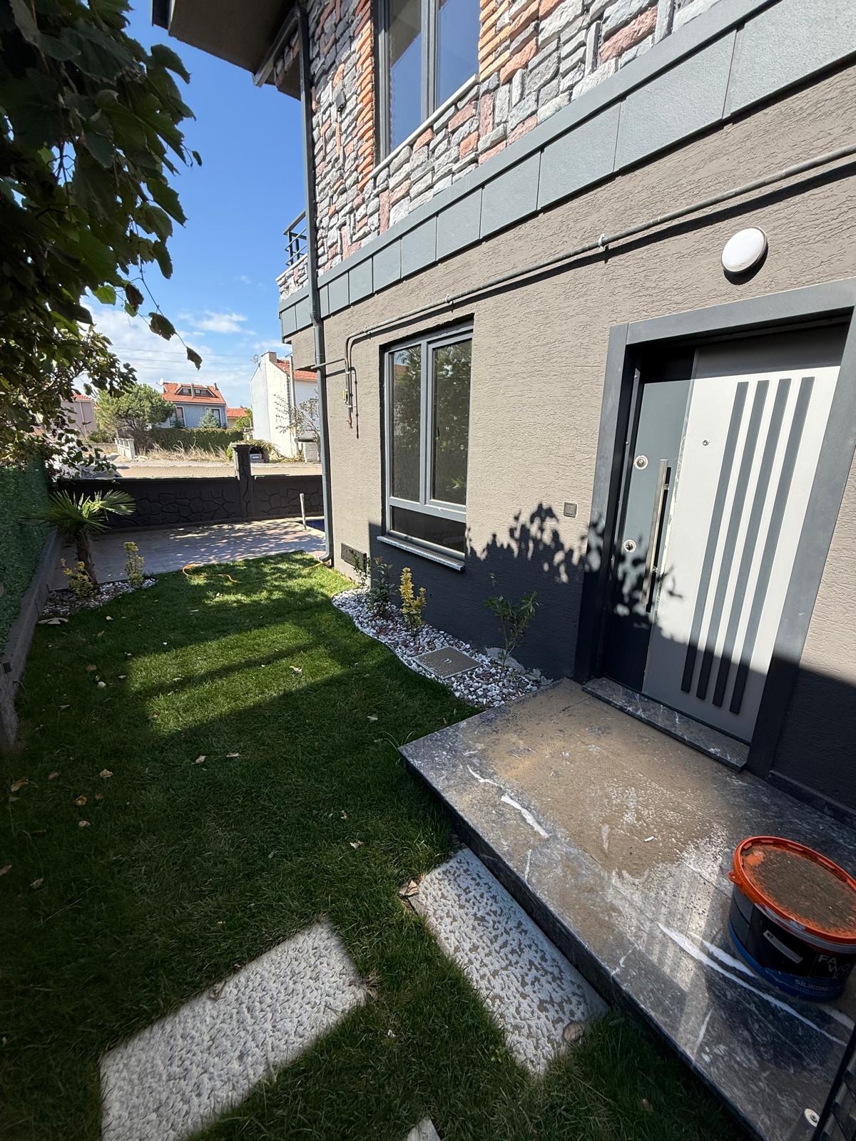 DENİZE 2.PARSEL, HAVUZLU, KAPANMAZ DENİZ MANZARALI, ÖN-ARKA CEPHE SEÇENEKLİ-ARKA 4+1 TRİPLEKS VİLLA! KOCAALİ ALANDERE MH