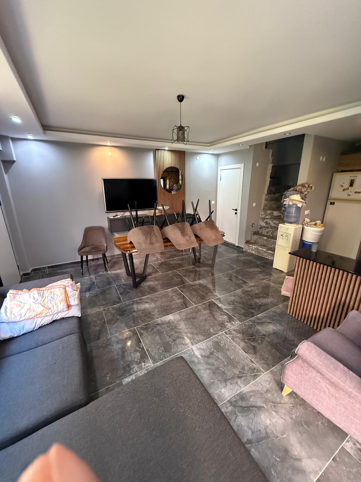 MERKEZ PLAJ, BARBEKÜLÜ, VERANDALI, KOMPLE GRANİT ZEMİN 4+1 TRİPLEKS VİLLA! KOCAALİ YALI MH