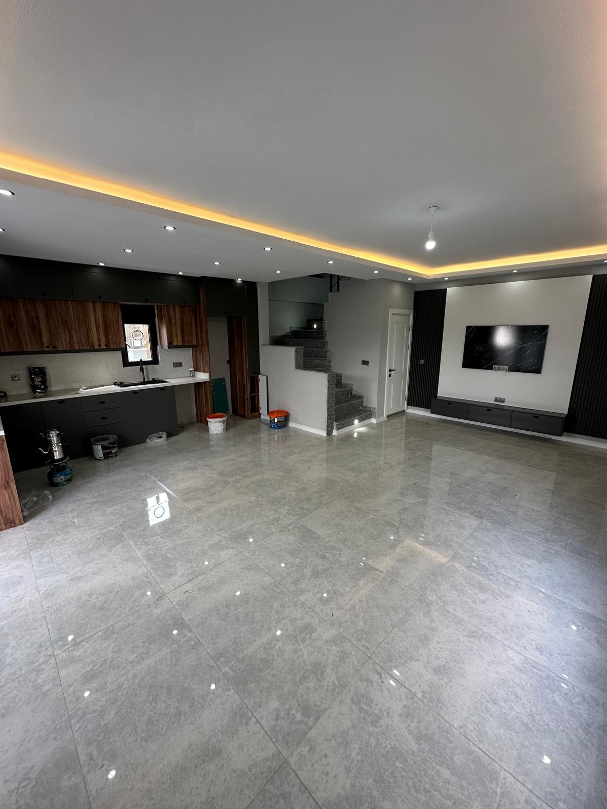 KOMBİ(PETEK), MÜSTAKİL GİRİŞ/GENİŞ BAHÇE ALANLI(L), F/P 4+1 TRİPLEKS VİLLA! KOCAALİ ALANDERE MH