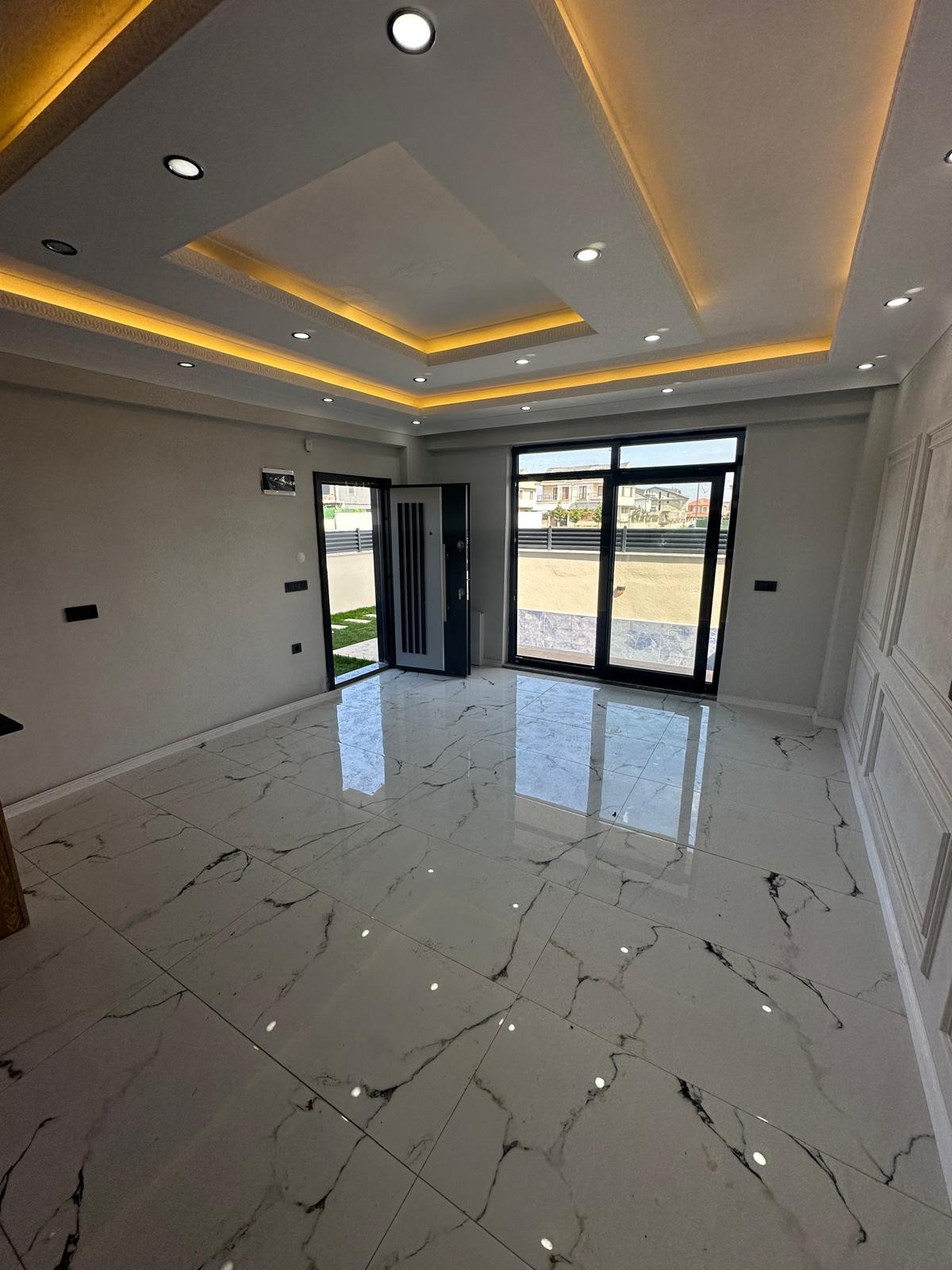 ALAÇATI TAŞ KONSEPT, DENİZE 50M-MANZARALI(3.PARSEL), HAVUZLU, GENİŞ BAHÇE ALANLI, F/P 4+1 TRİPLEKS VİLLA! KOCAALİ ALANDERE MH