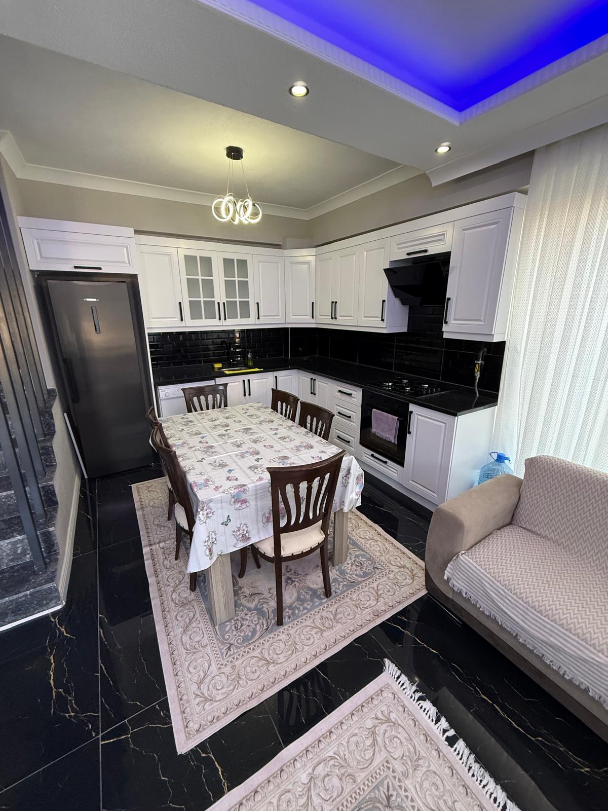 BU FİYATA DAHA İYİSİ YOK! İLÇEMİZİN EN UYGUN FİYAT HAVUZLU, LÜKS DİZAYN, KOMPLE GRANİT 3+1 TRİPLEKS VİLLASI! KOCAALİ ALANDERE MH