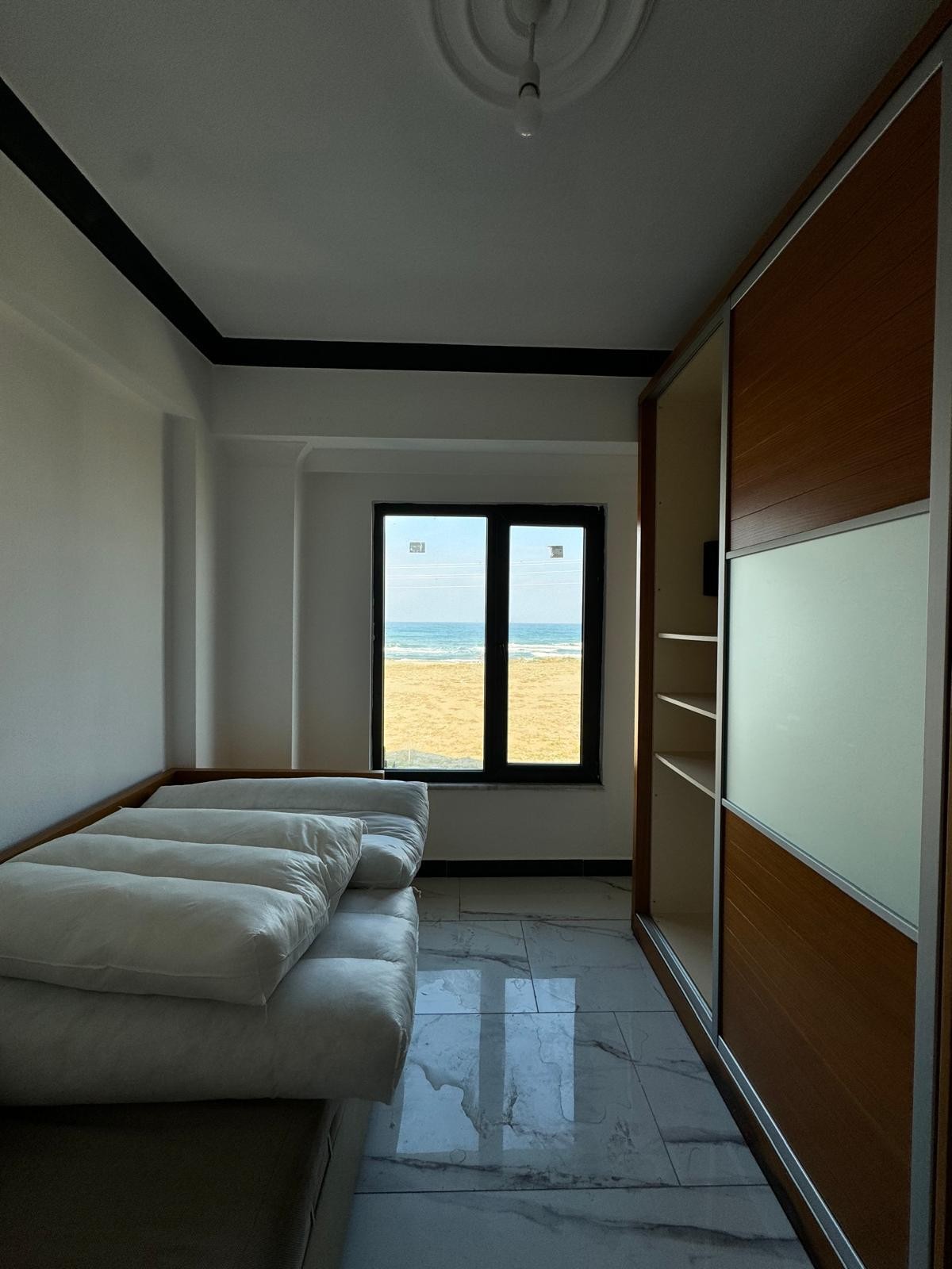 DENİZE SIFIR, 376M2 ARSA İÇİNDE, KÖŞE PARSEL 5+1 TRİPLEKS VİLLA! KOCAALİ ALANDERE MH