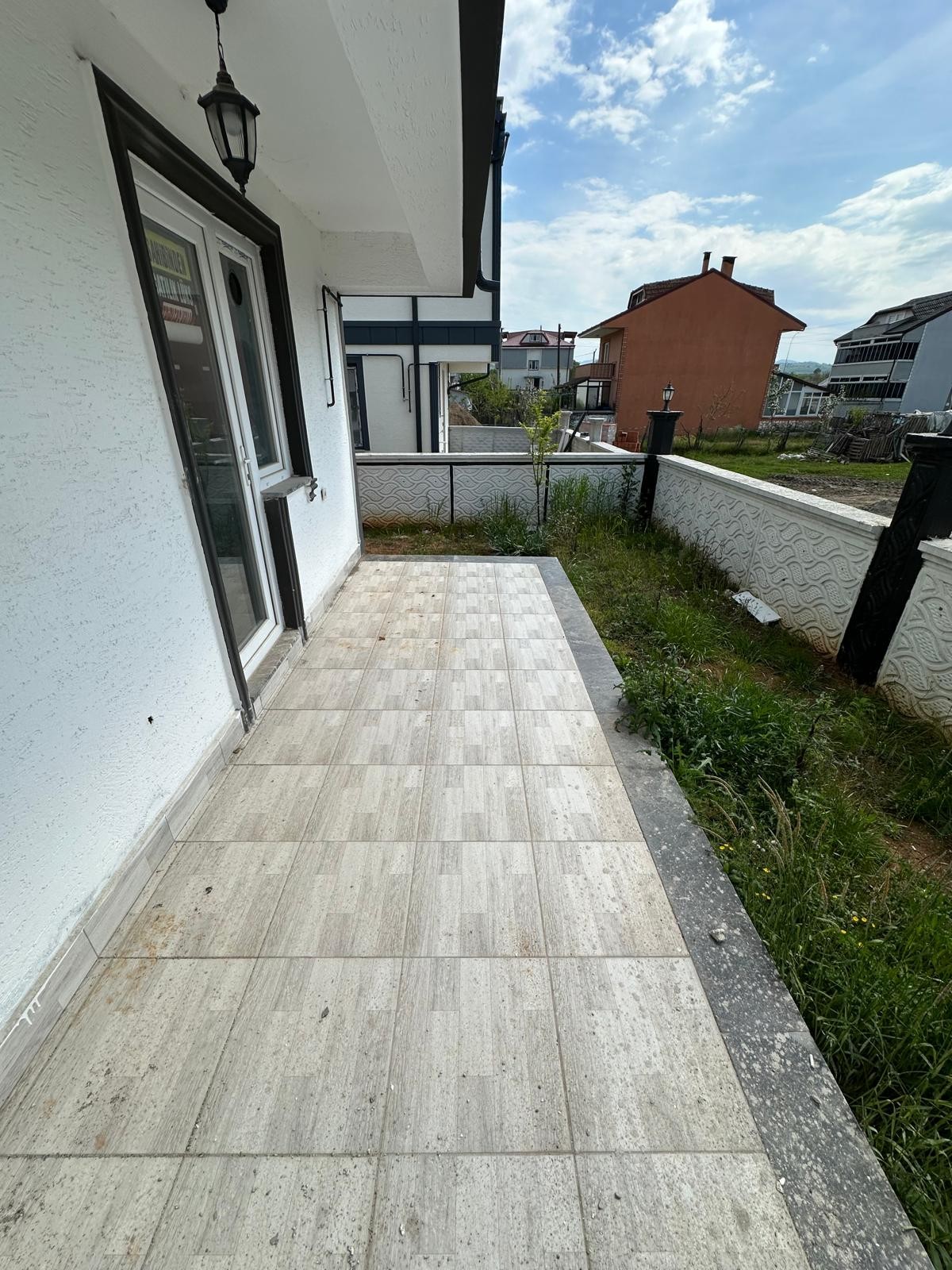 168m2 ARSA İÇİNDE TAM BAĞIMSIZ MÜSTAKİL, ULTRA GENİŞ BAHÇE, AYRI MUTFAK, 5+1 TRİPLEKS VİLLA! KOCAALİ ALANDERE MH