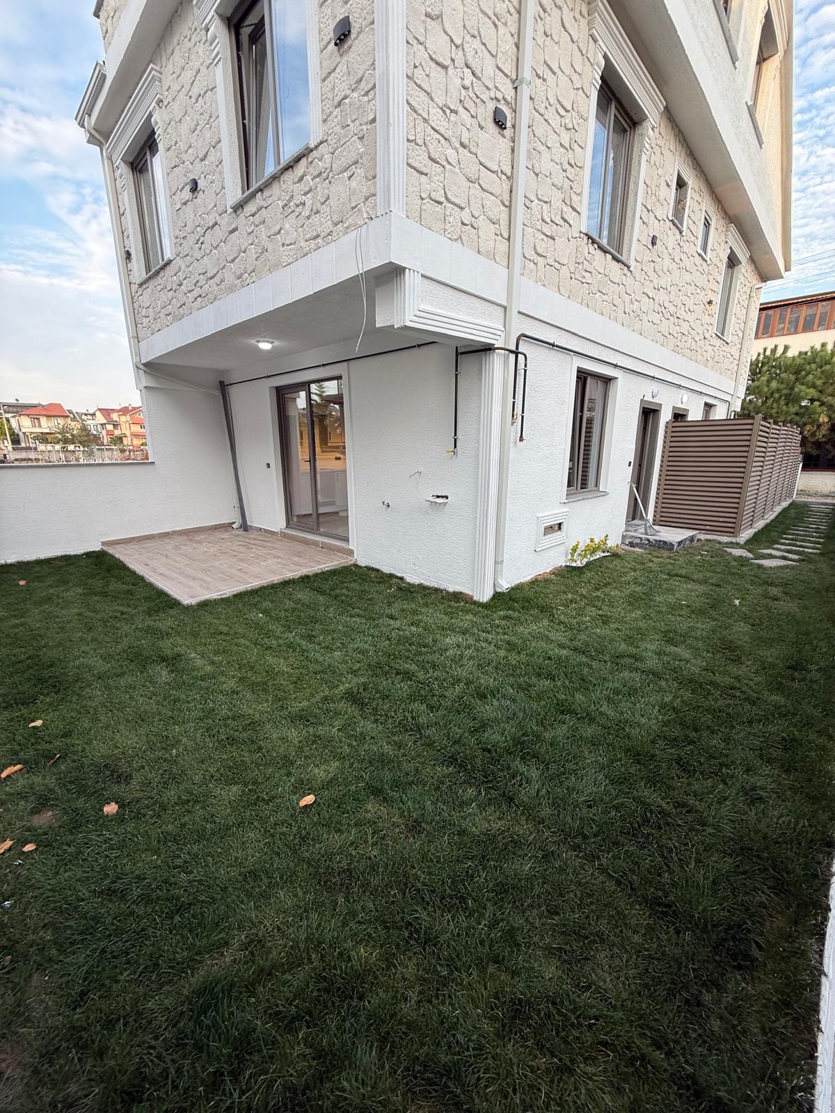 MERKEZ PLAJ, F/P, ARKA CEPHE, LÜKS DİZAYN, ALAÇATI TAŞ KONSEPT, EBEVEYN BANYO 3+1 TRİPLEKS VİLLA! KOCAALİ YALI MH