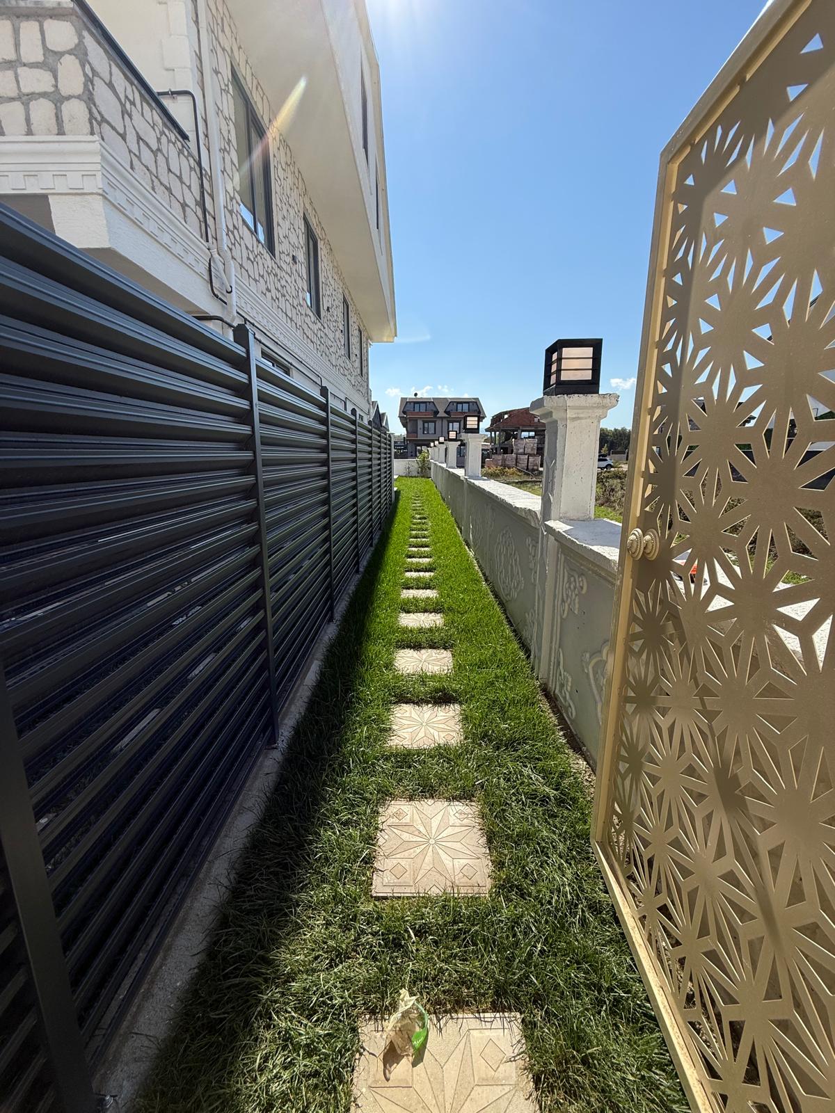 MERKEZ PLAJ, ÖN-ARKA CEPHE SEÇENEKLİ-ARKA, ALAÇATI TAŞ KONSEPT 4+1 TRİPLEKS VİLLA! KOCAALİ YAYLA MH