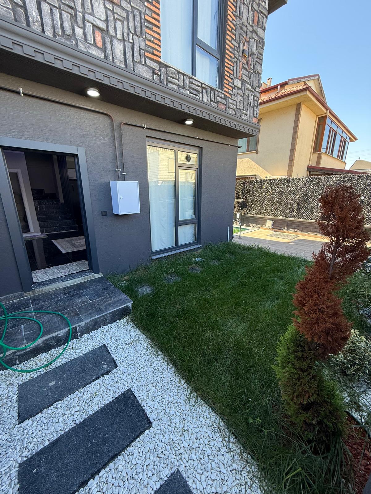 BU FİYATA DAHA İYİSİ YOK! İLÇEMİZİN EN UYGUN FİYAT HAVUZLU, LÜKS DİZAYN, KOMPLE GRANİT 3+1 TRİPLEKS VİLLASI! KOCAALİ ALANDERE MH