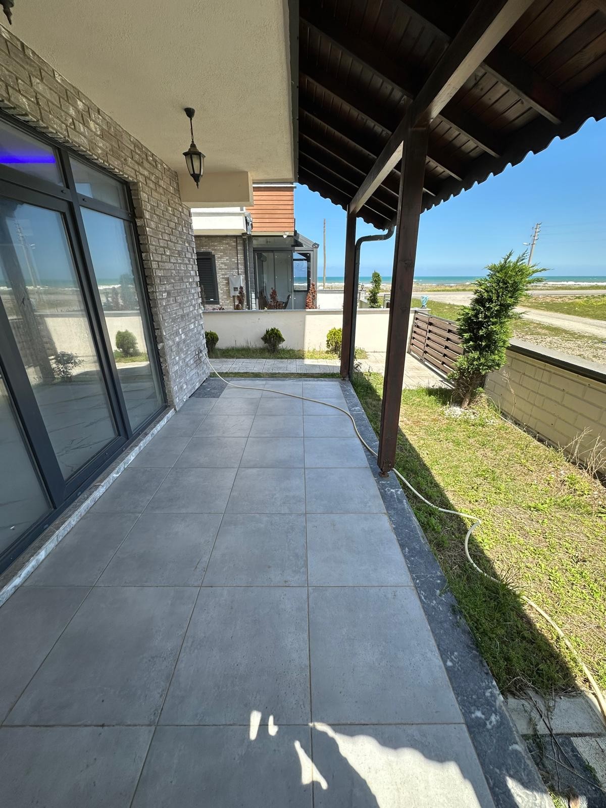 162m2 ARSA İÇİNDE, DENİZ MANZARALI(3.PARSEL), HAVUZLU, TAM BAĞIMSIZ MÜSTAKİL 3+1 TRİPLEKS! KOCAALİ YALI MH