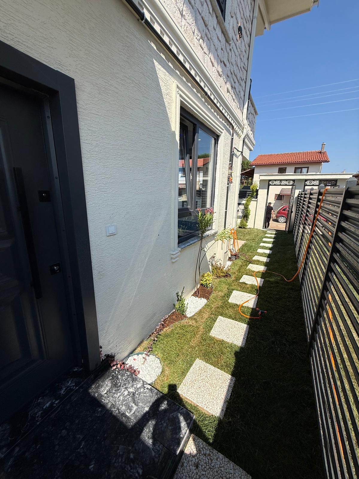 KAPANMAZ DENİZ MANZARALI, PLAJA 30METRE, ALAÇATI TAŞ KONSEPT, ÖN CEPHE, HAVUZLU 4+1 TRİPLEKS VİLLA! KOCAALİ ALANDERE MH