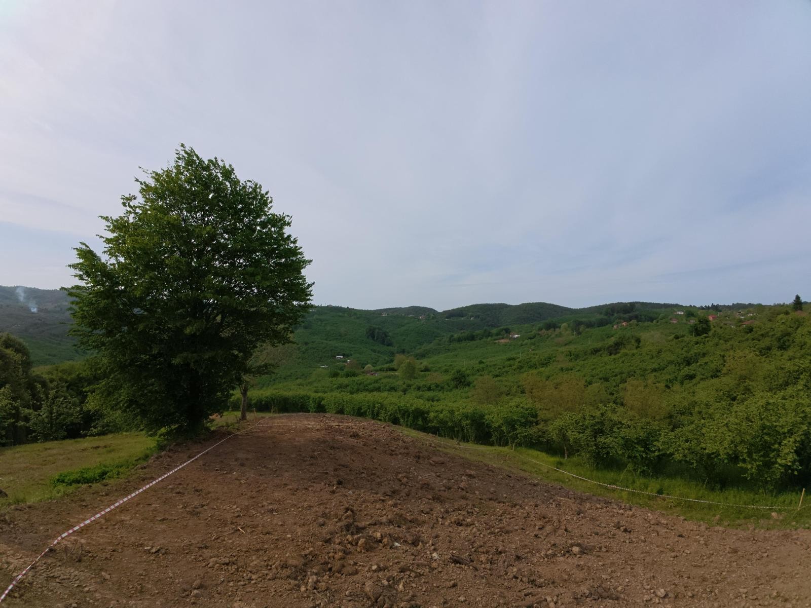 PANORAMİK DOĞA MANZARALI, PLAJA 10DK MESAFE, İMARLI-RUHSATLI-PROJELİ ARSALAR! 400m2 KARAPELİT MH