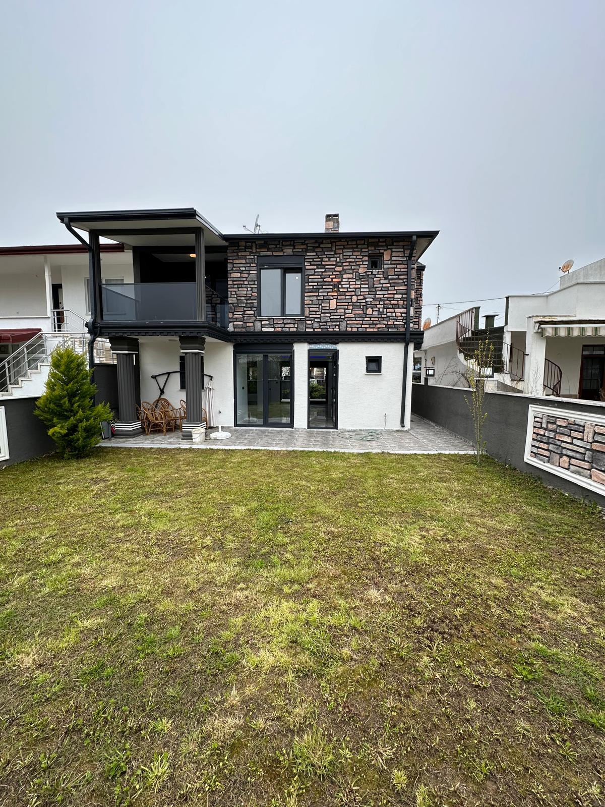 225m2 ARSA İÇİNDE, TAŞ KONSEPT, ULTRA GENİŞ BAHÇE, TAM BAĞIMSIZ MÜSTAKİL 3+1 DUBLEKS! KOCAALİ ALANDERE MH
