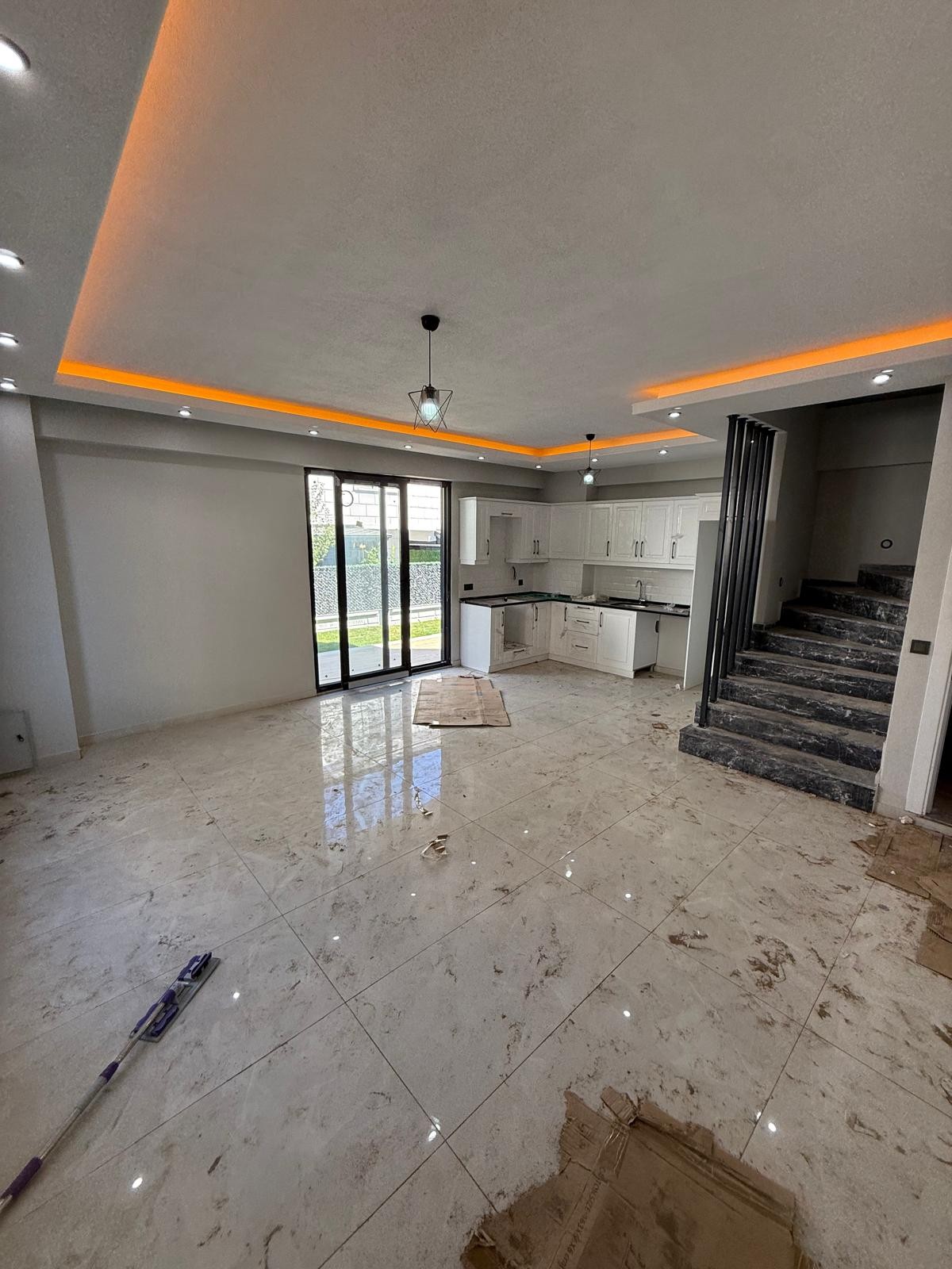 ULTRA GENİŞ BAHÇE-BİNA ALANLI, ARKA CEPHE, ÜNİVERSİTE YANI, 144M2 KENDİ ARSASI, HAVUZLU 4+1 TRİPLEKS VİLLA! KOCAALİ ALANDERE MH