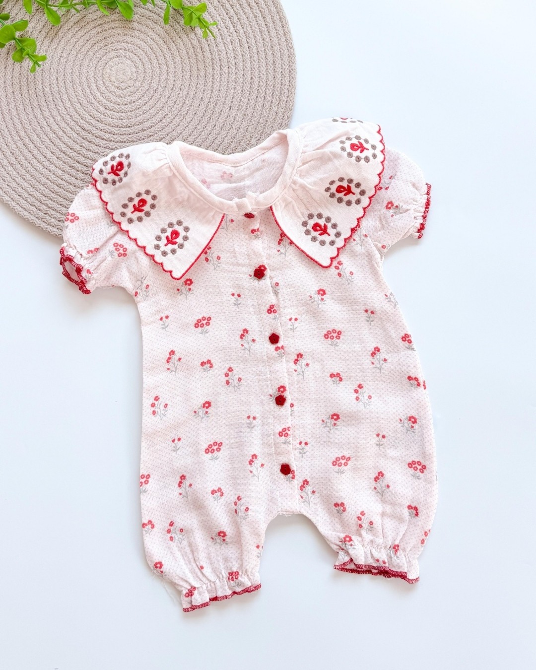 Yakalı Kırmızı Çiçekli Kısa Kız Bebek Tulumu TLM191 - Pembe