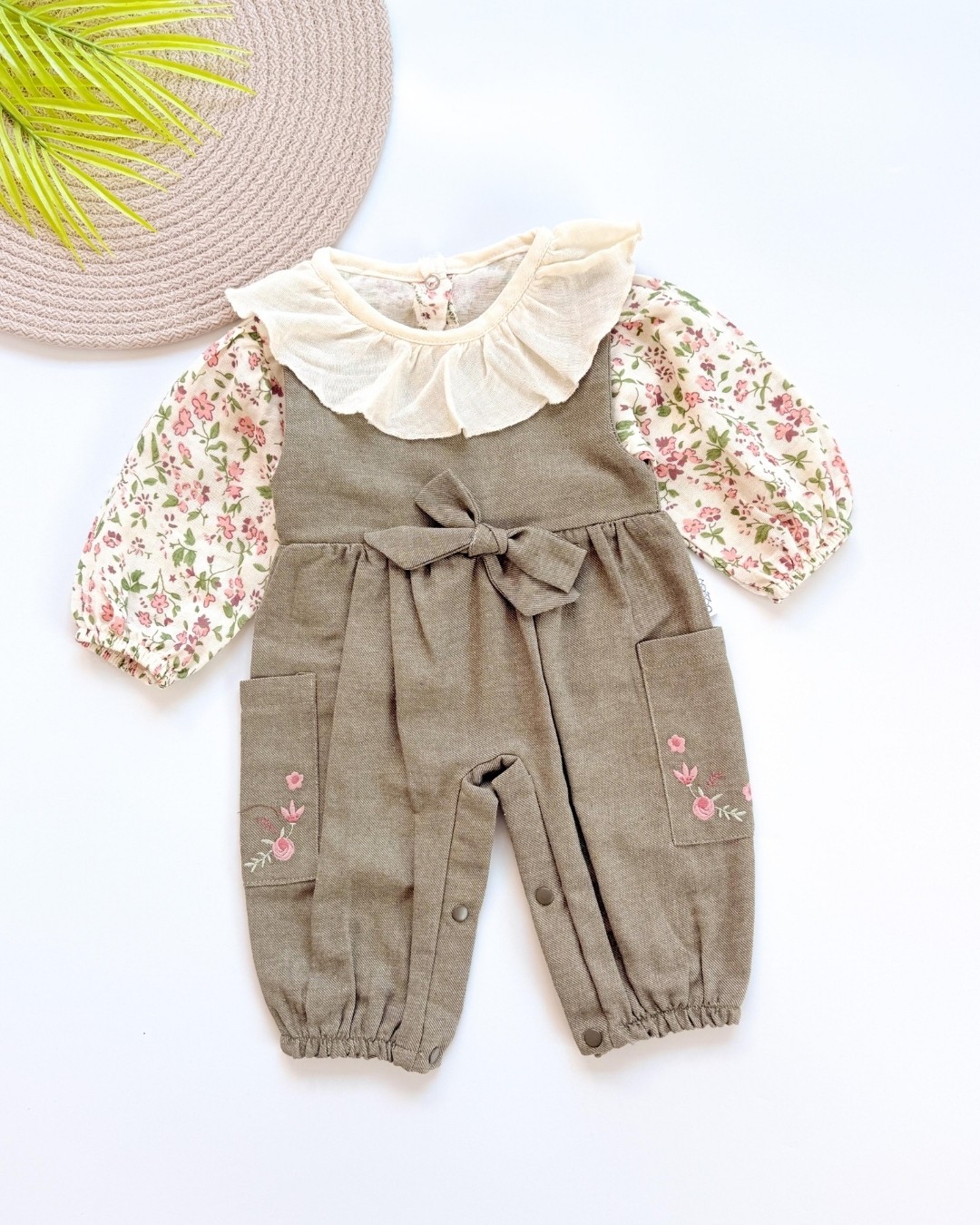 Lüks Yakalı Çiçekli Kız Bebek Tulumu TLM116
