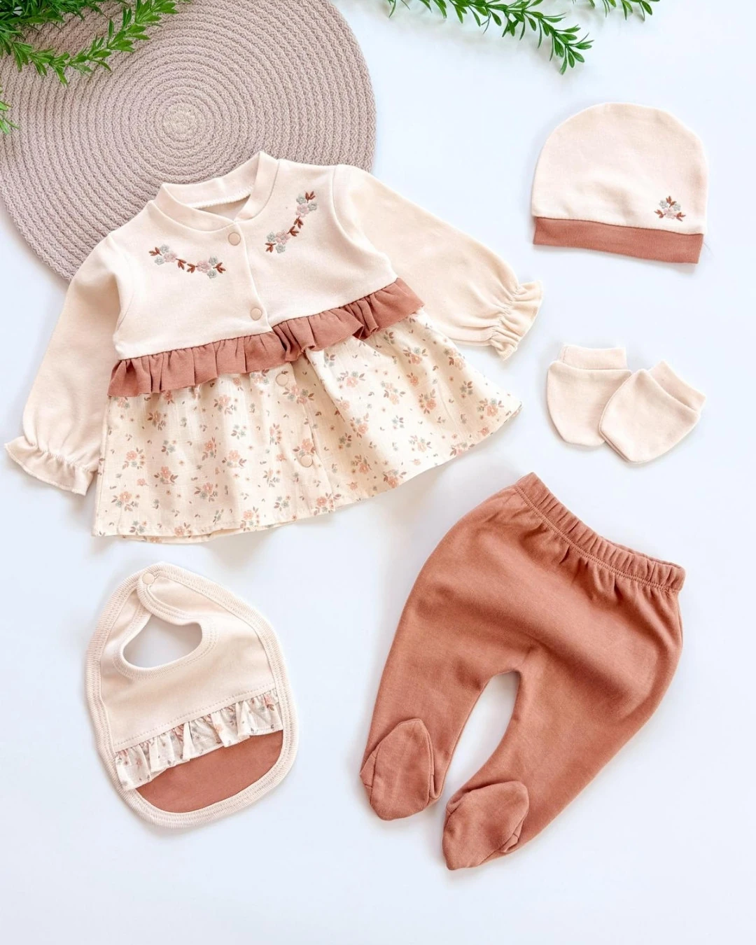 Lotus Zarif Desenli  Parça Hastane Çıkış Seti HS99 - Kahverengi