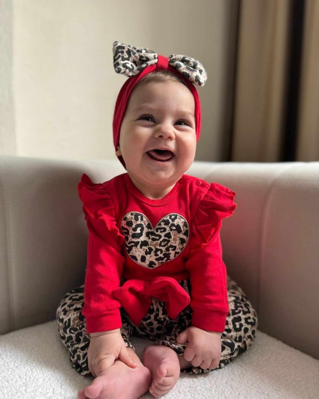 Leopar Kalp Desenli Kız Bebek Tulumu TLM62