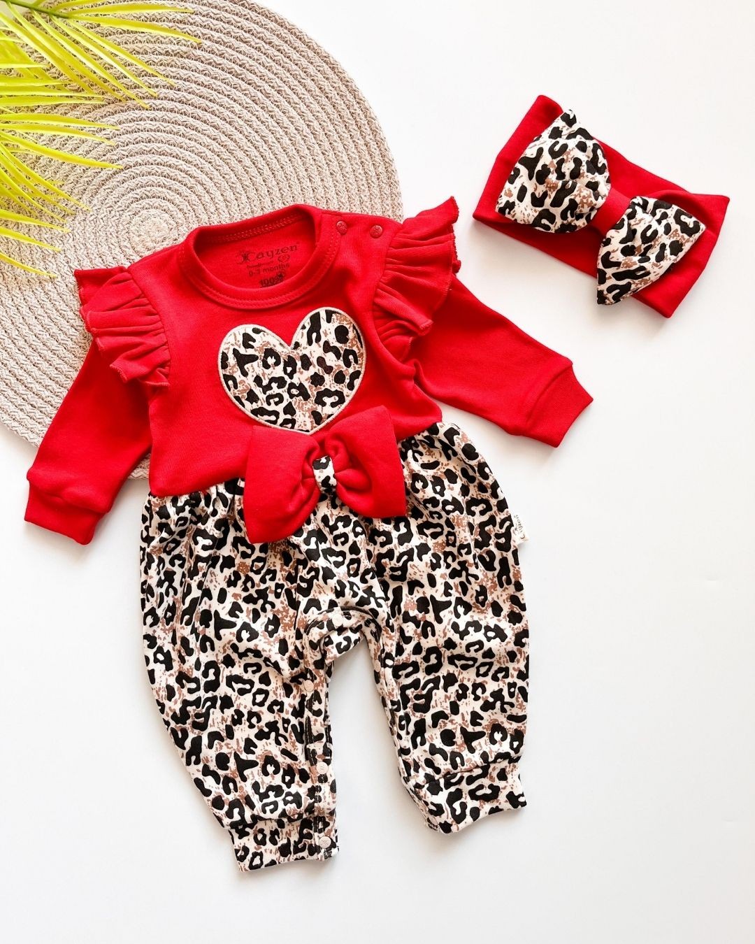 Leopar Kalp Desenli Kız Bebek Tulumu TLM62