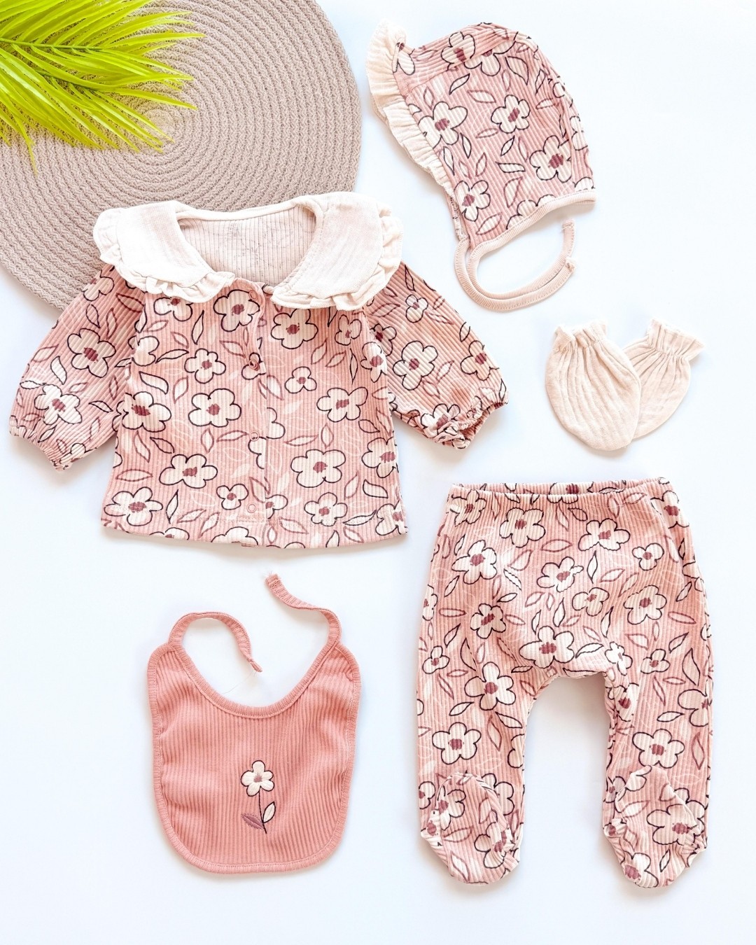 Pembe Papatyalı Kız Bebek 5 Parça Hastane Çıkış Seti HS48