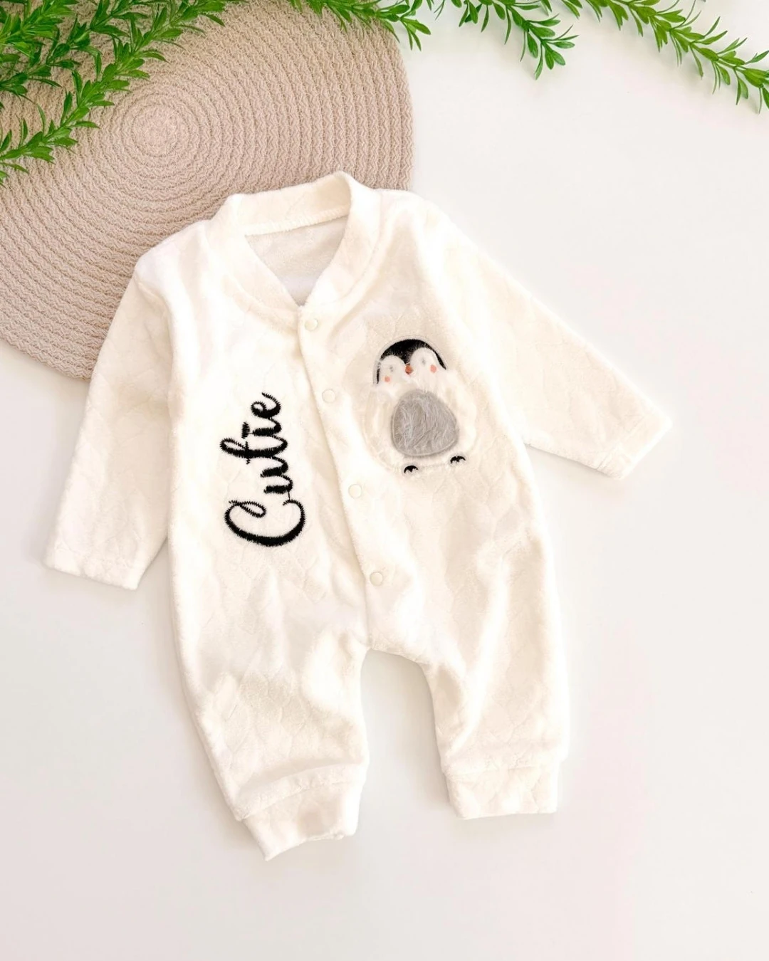 Penguen Cute Kadife Bebek Tulumu TLM274 - Beyaz