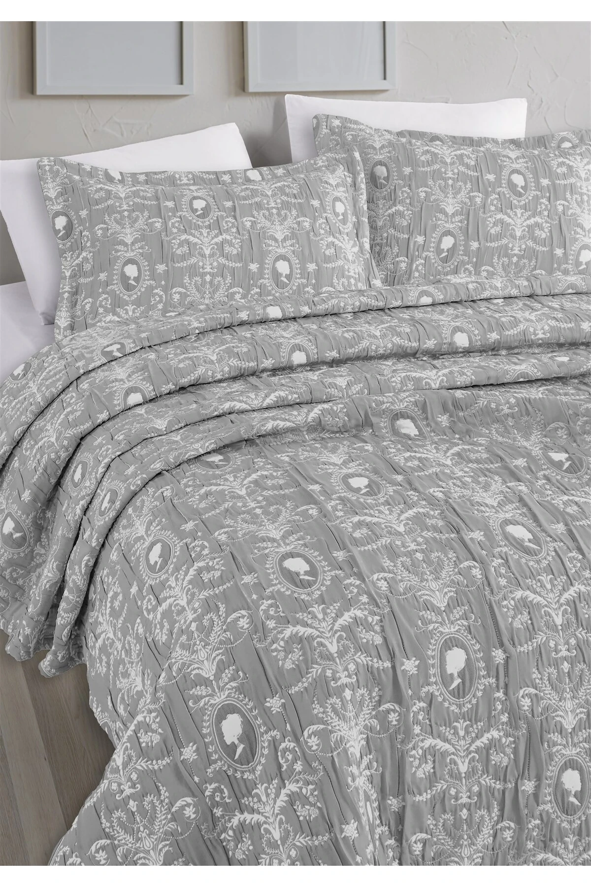 Dolgulu Jakarlı Yatak Örtüsü Seti Çift Kişilik Bej 230x240 cm - glory gri̇