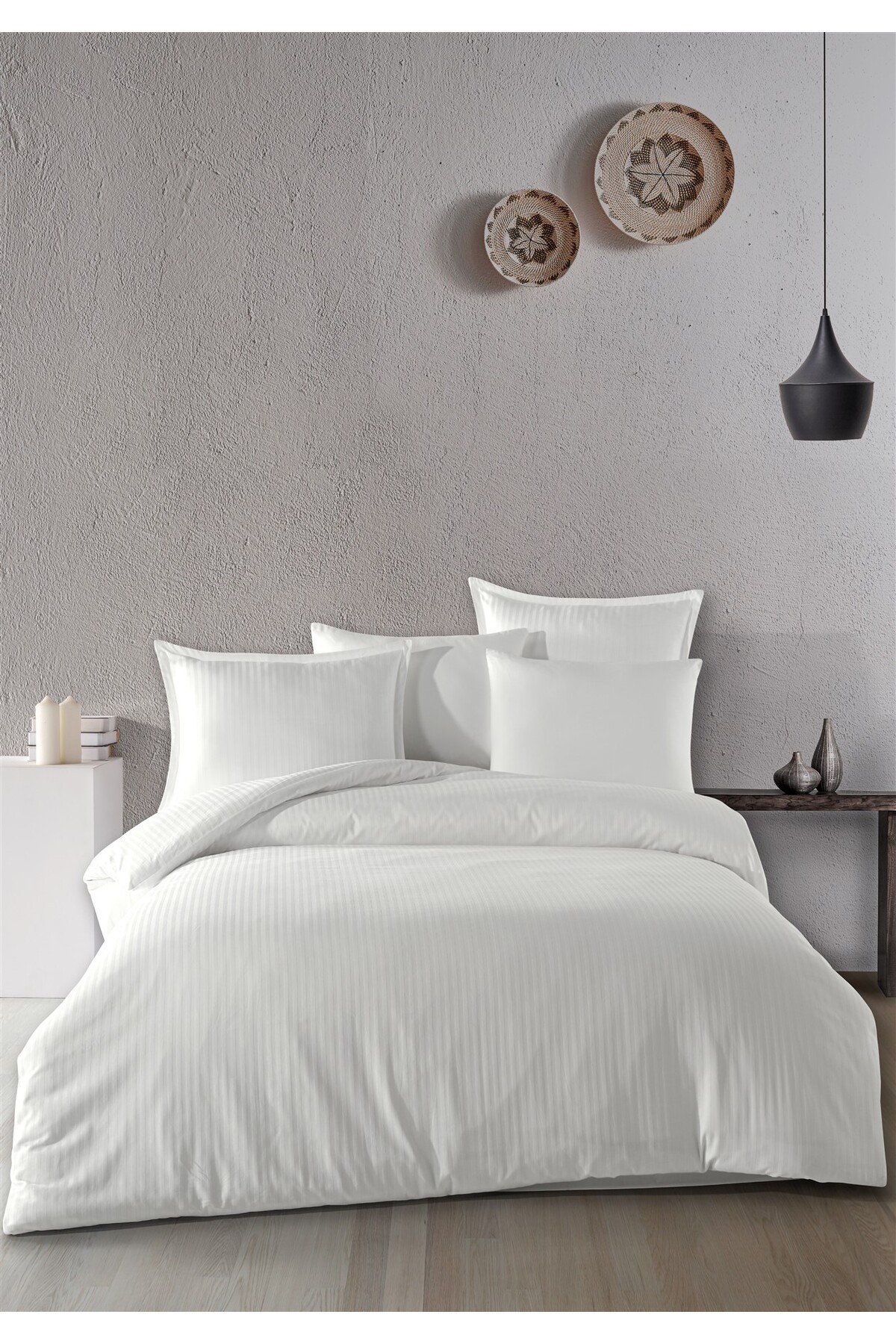 %100 Pamuk Saten Dik Çizgi Volanlı Tek Kişilik Nevresim Takımı  160x220 cm