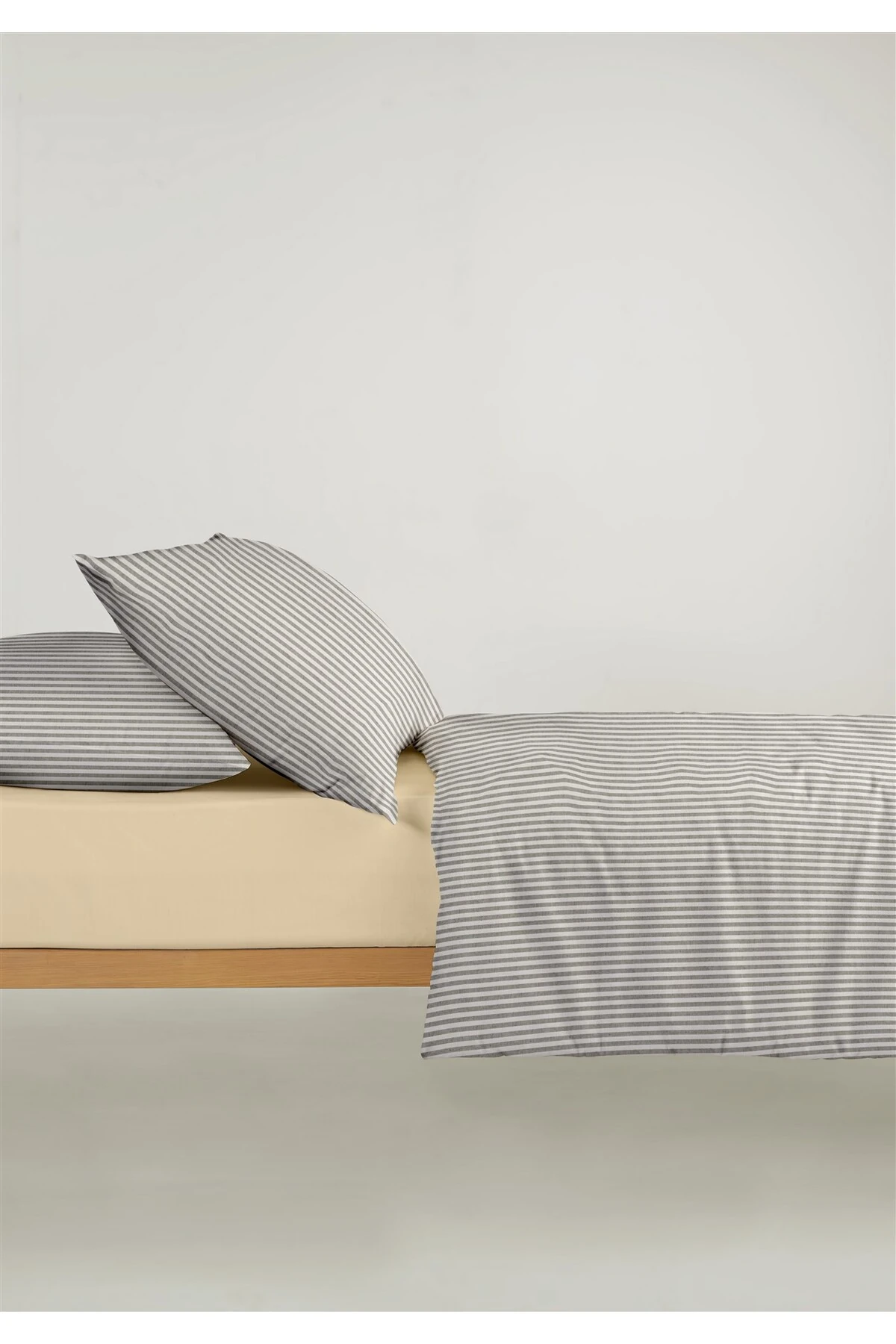 Mira %100 Pamuk Ranforce Yezra Ipliği Boyalı Nevresim Takımı Tek Kişilik - 160x220 cm - Haki̇