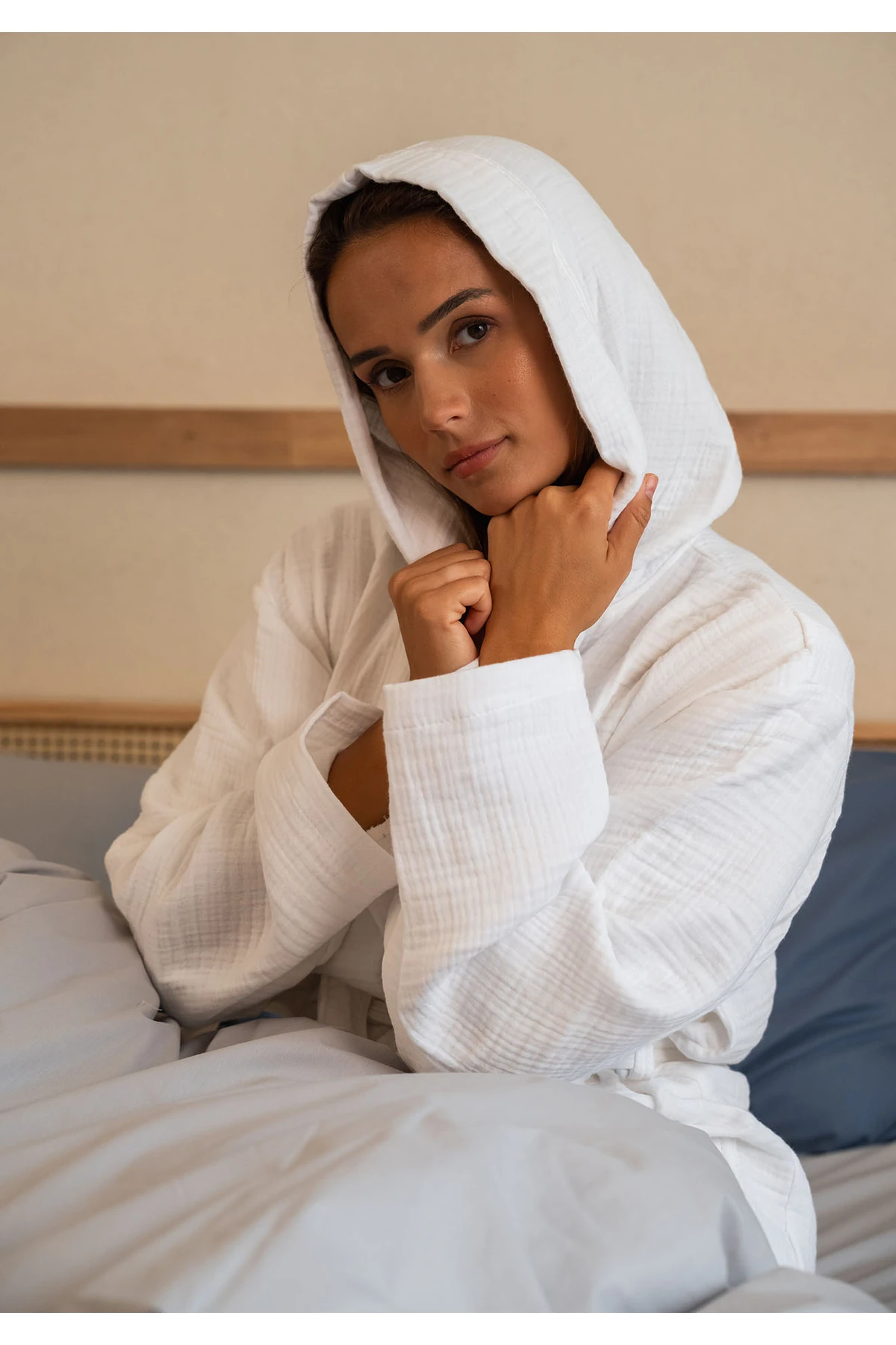 % 100 Pamuk 4 Kat Müslin Ünisex Kapşonlu Bornoz S/M - Beyaz